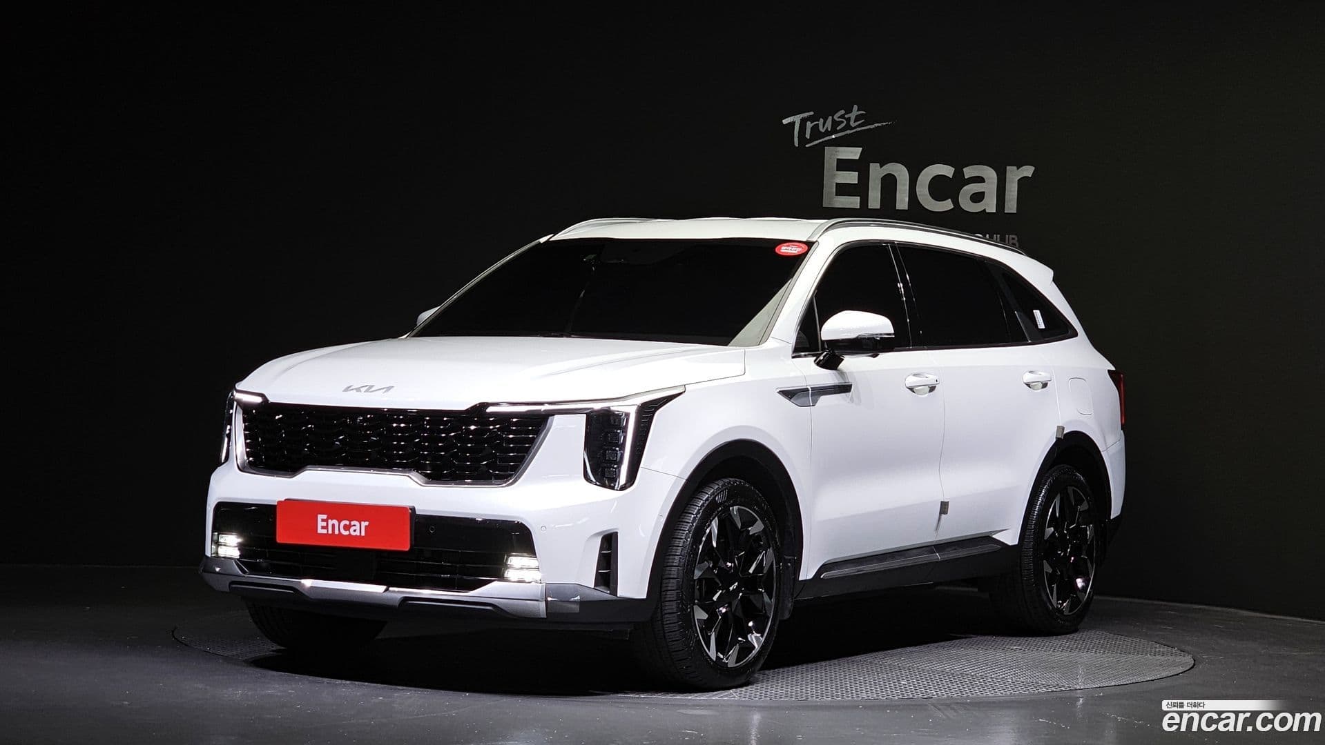 Main__Slider__Photo:Sorento Kia 2024.1-0