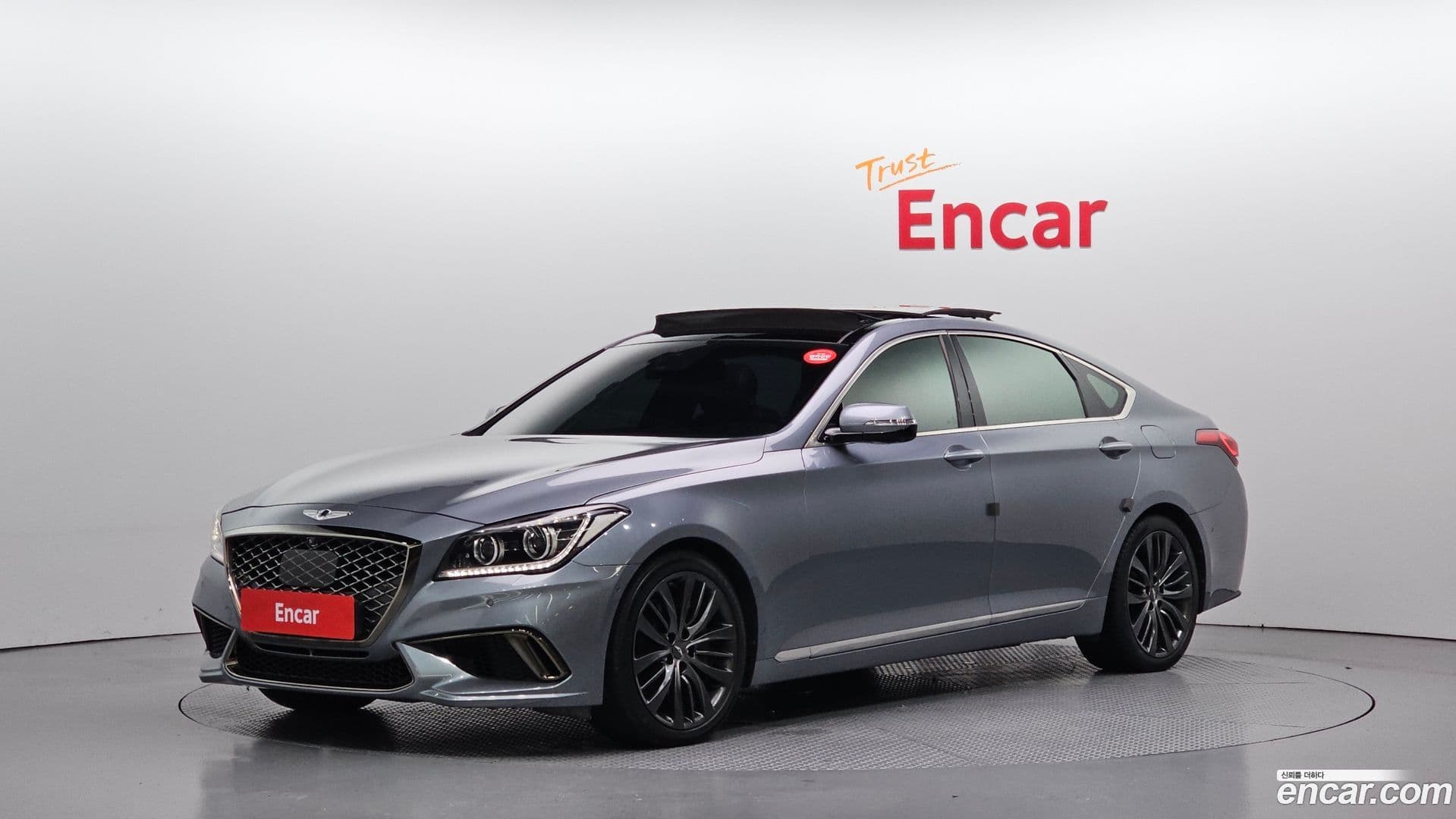 Main__Slider__Photo:Genesis Hyundai 2014.8-0