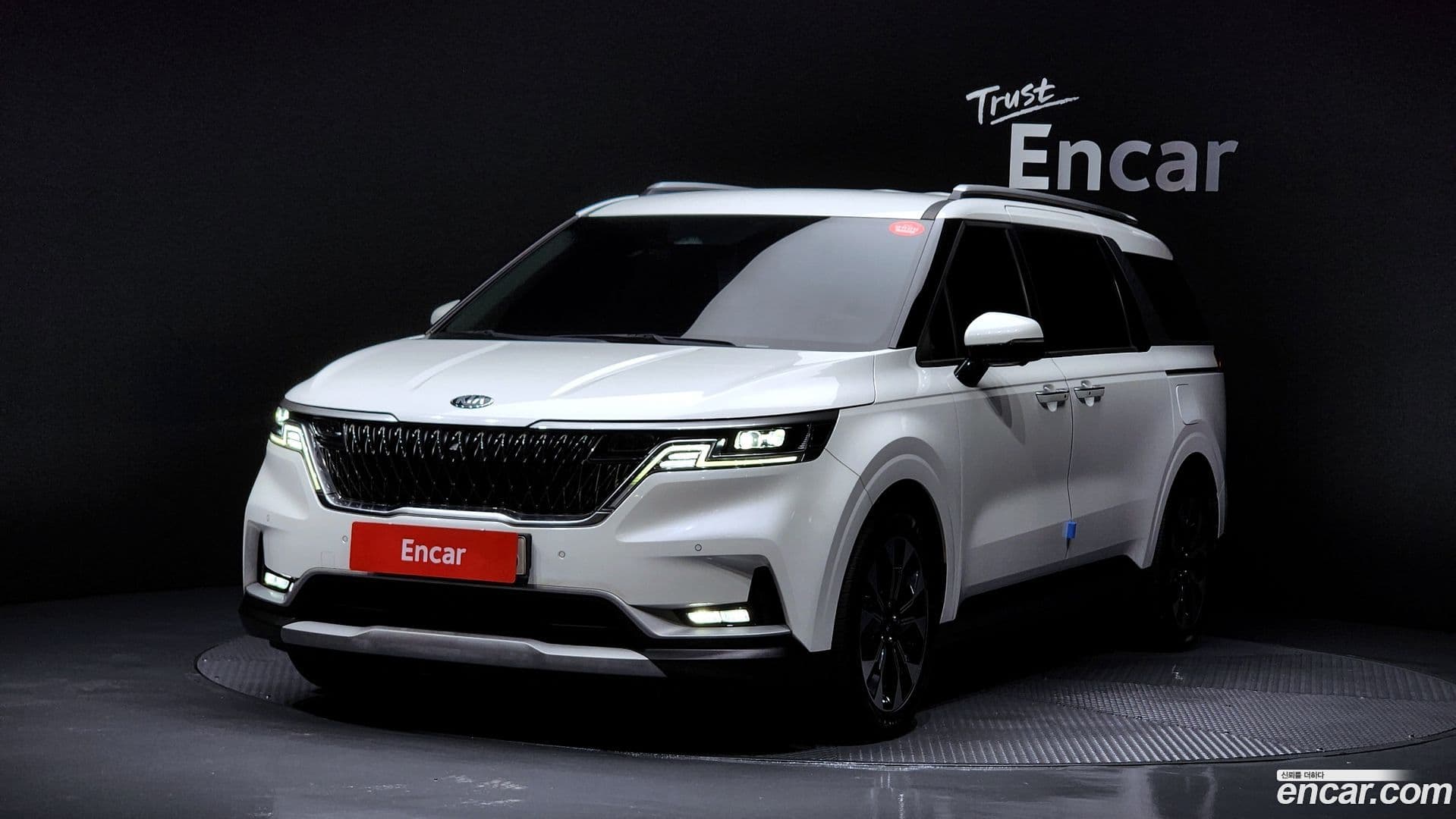 Main__Slider__Photo:Canival Kia 2021.6-0
