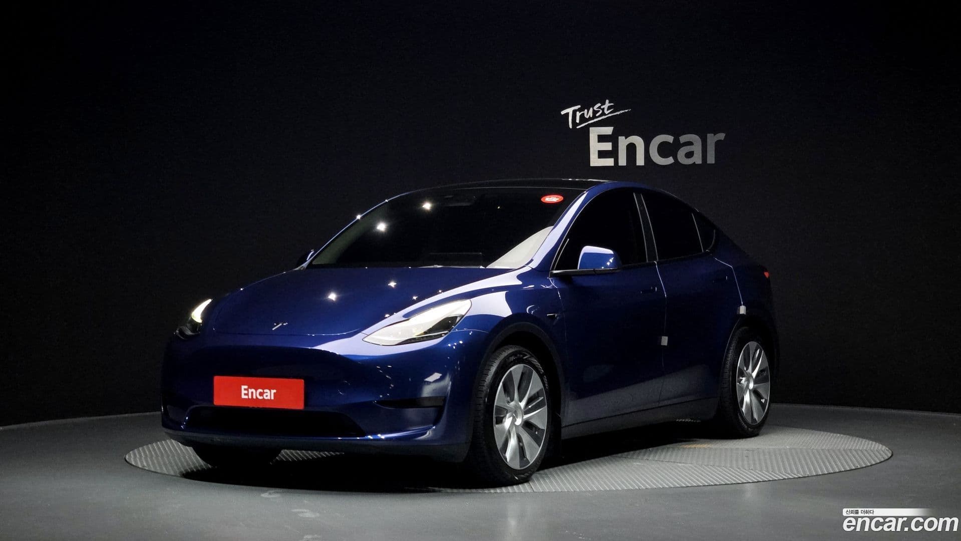 Main__Slider__Photo:Model Y Tesla 2023.8-0