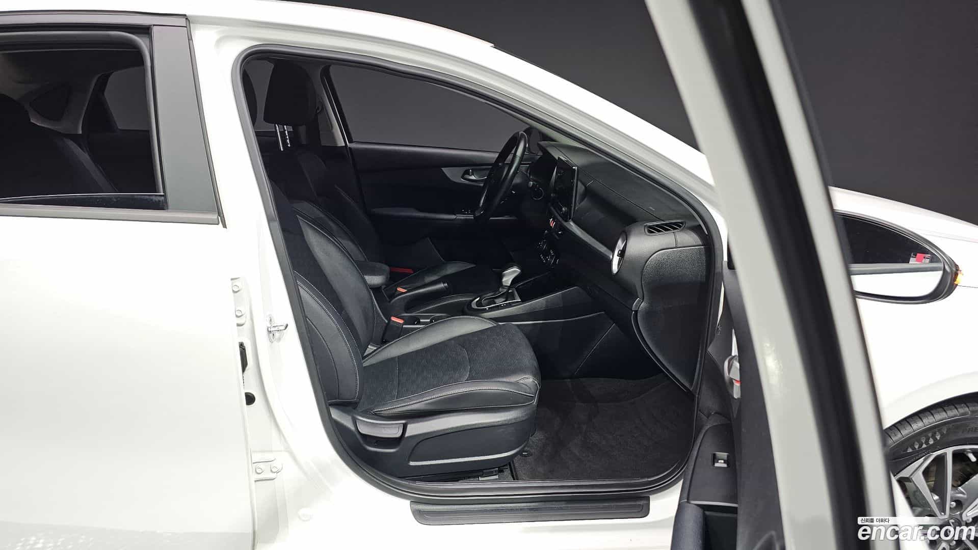 K3 Kia 2021.4-OPTION-016
