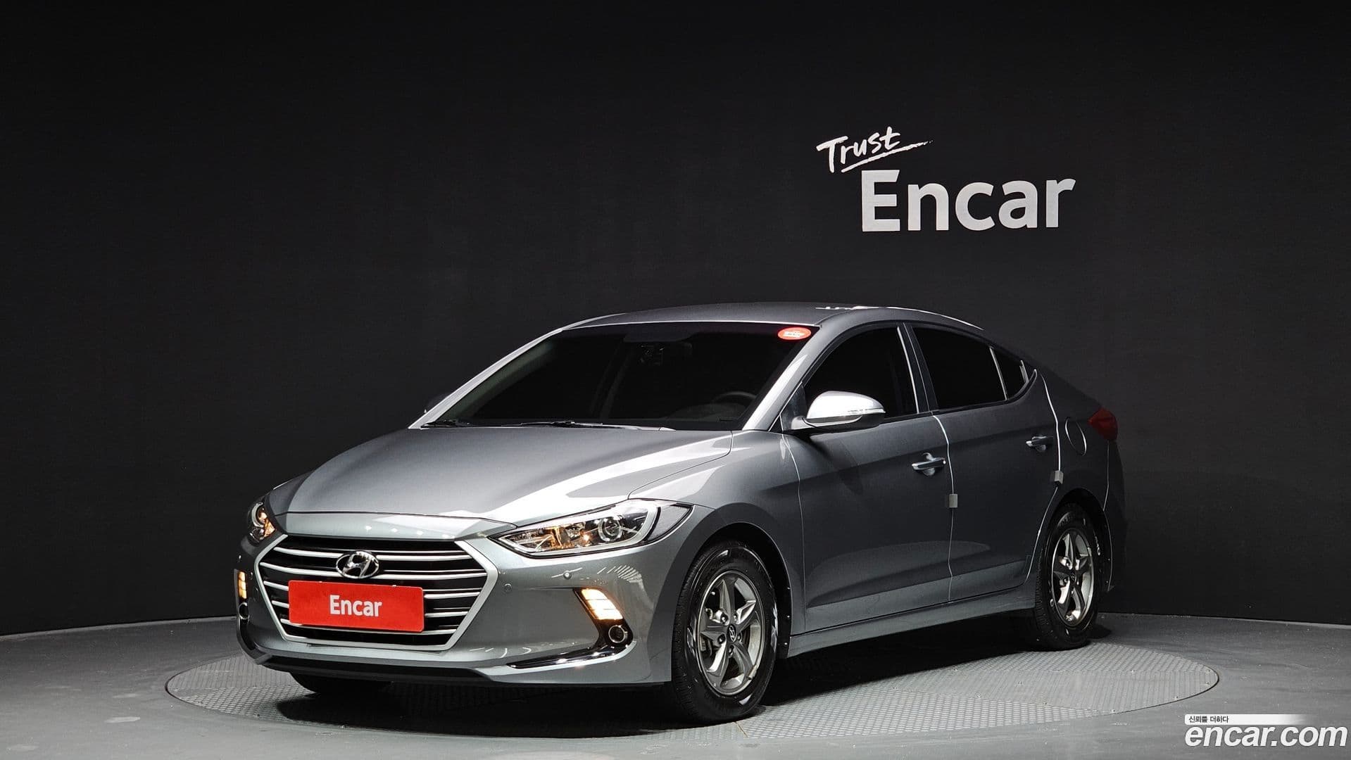 Main__Slider__Photo:AVANTE Hyundai 2016.6-0