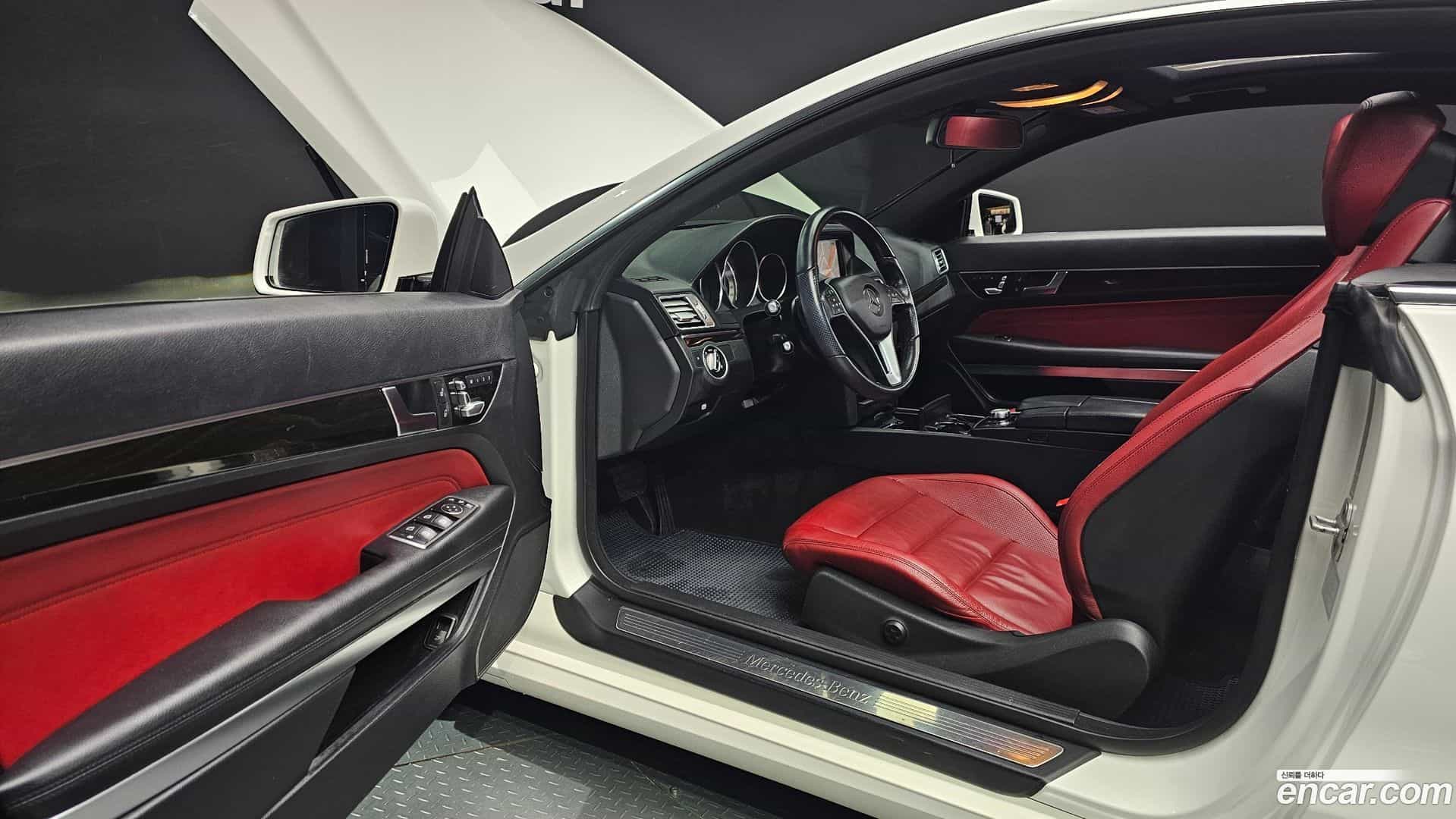 E-Class Mercedes-Benz 2014.0-OPTION-015