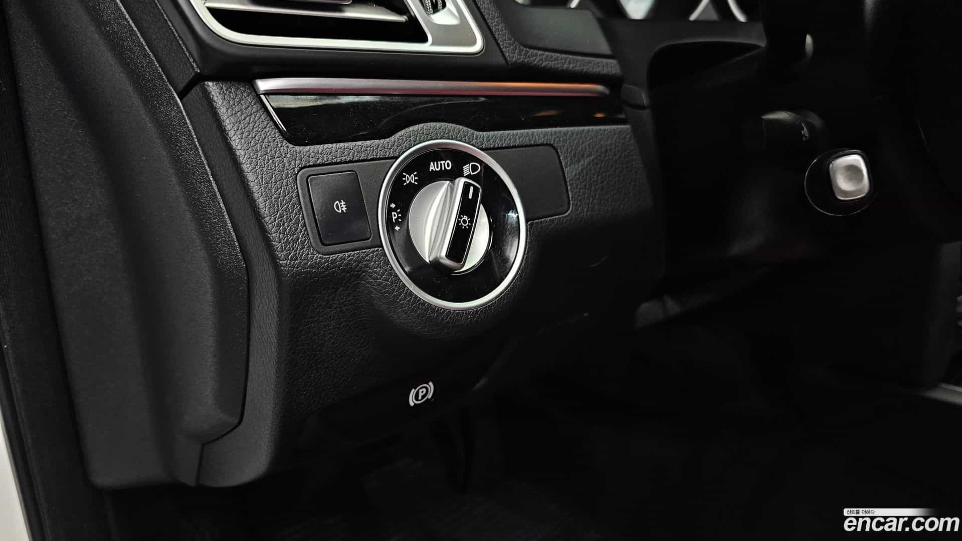 E-Class Mercedes-Benz 2014.0-OPTION-020