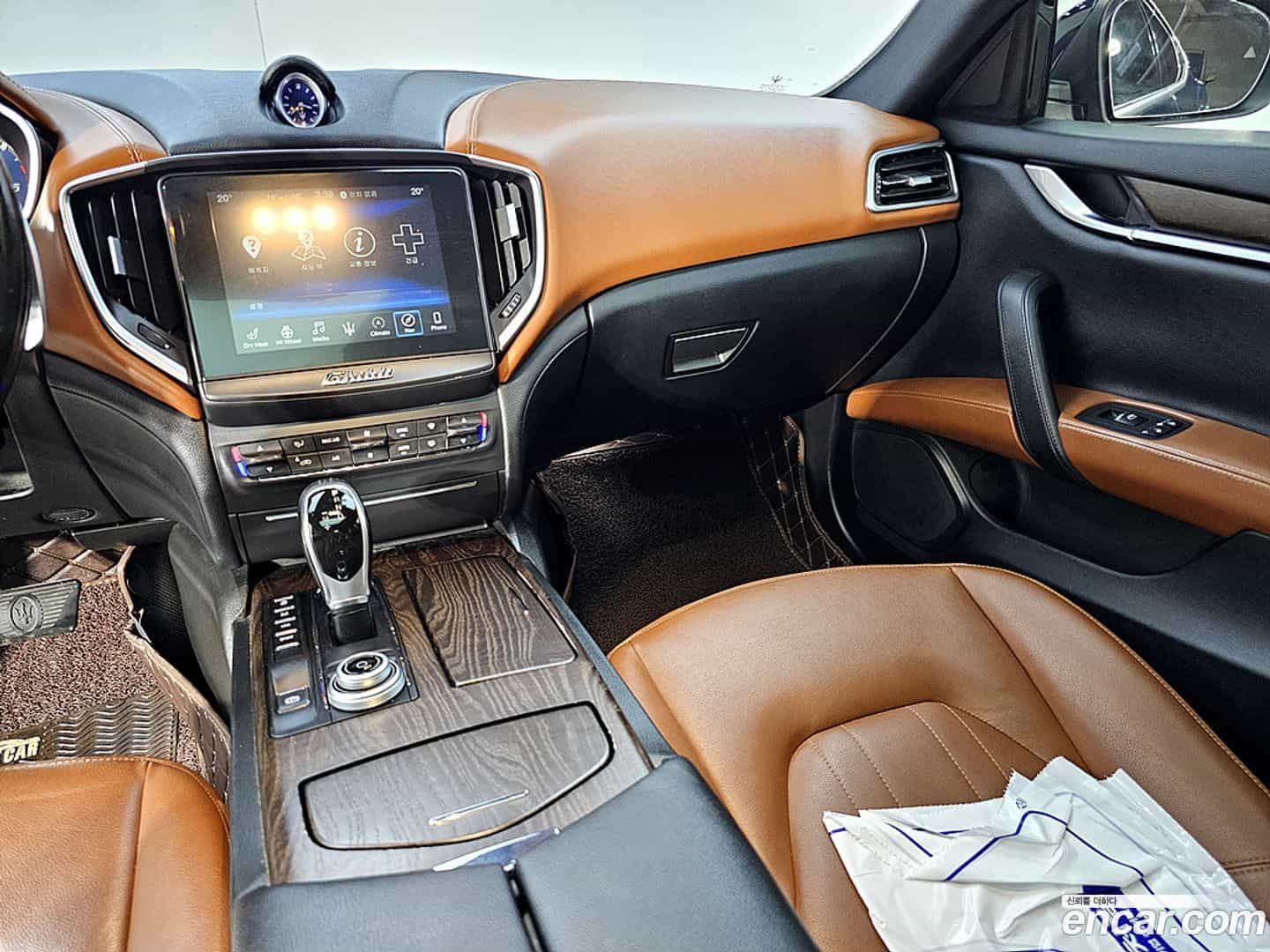Ghibli Maserati 2018.7-INNER-010