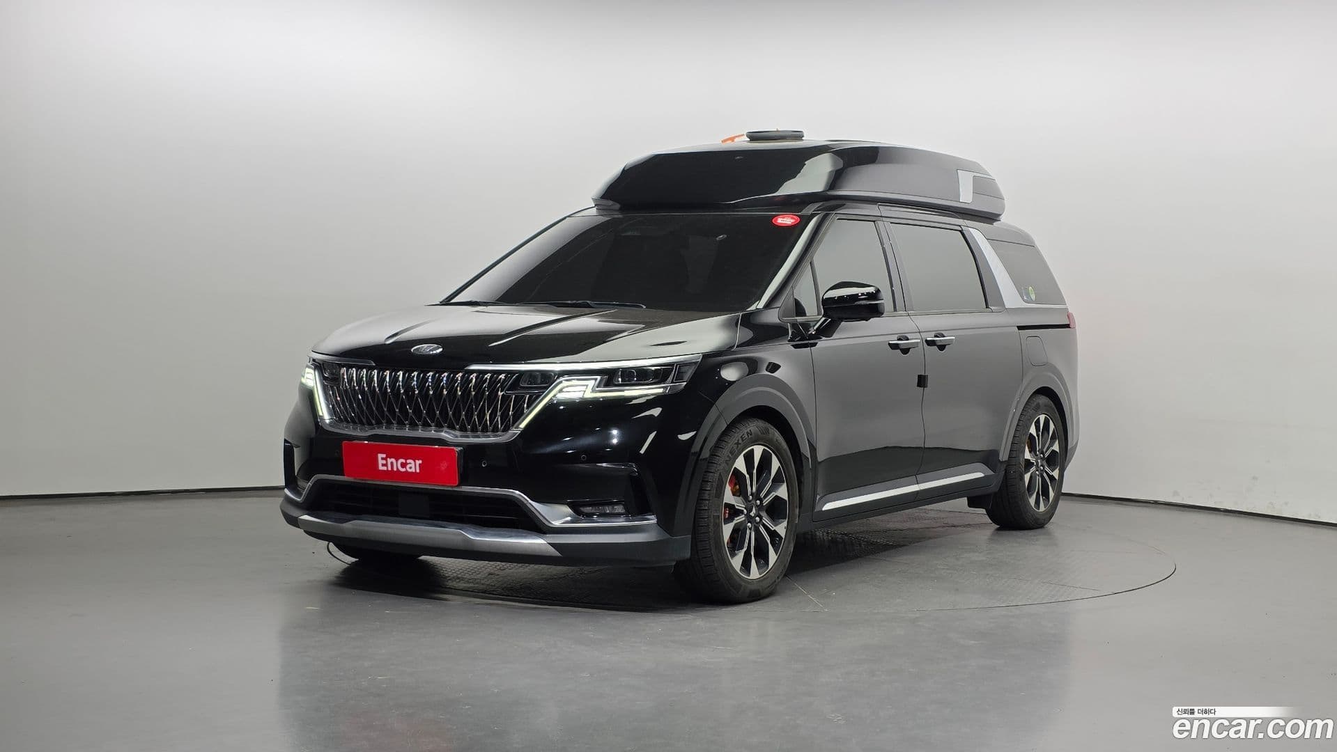 Main__Slider__Photo:Canival Kia 2021.6-0