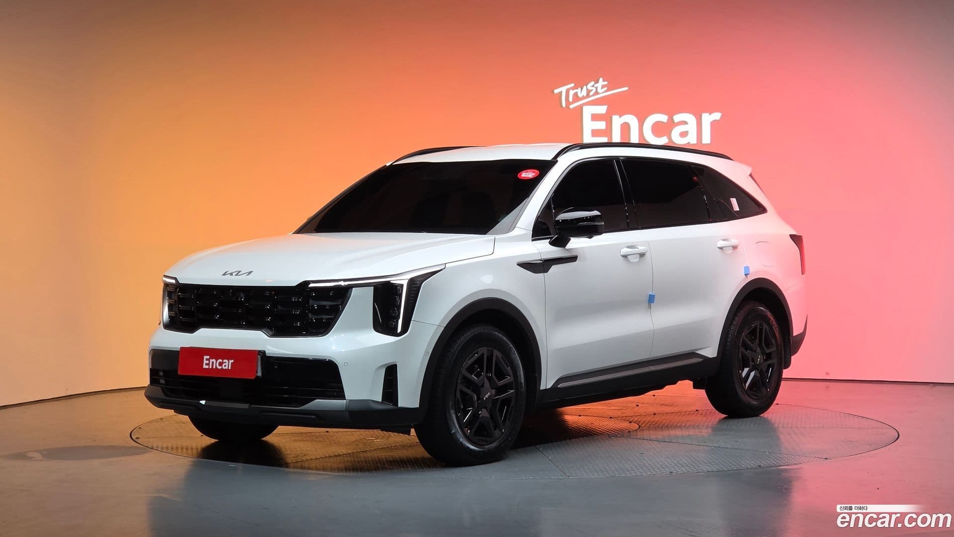 Main__Slider__Photo:Sorento Kia 2023.8-0