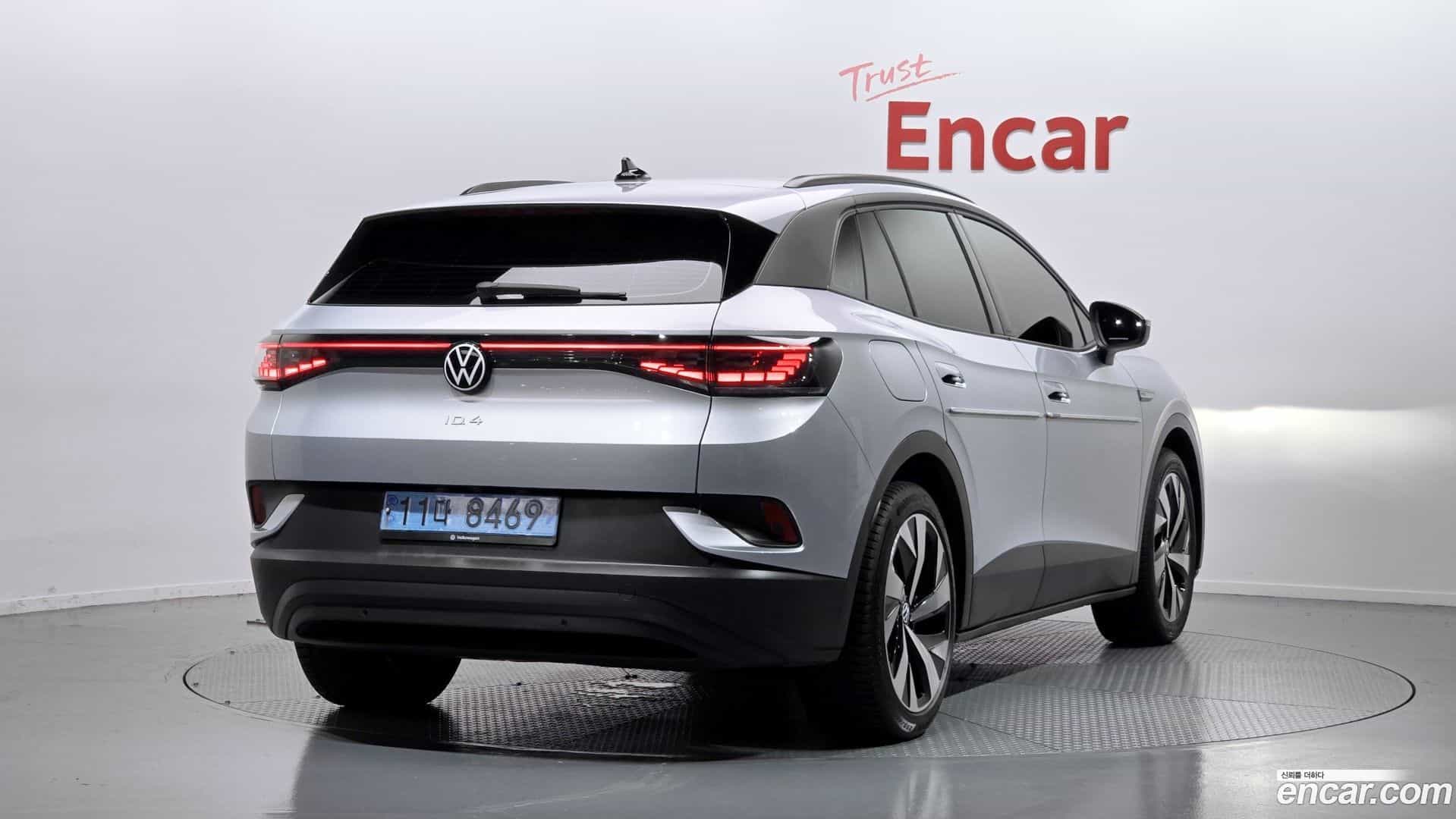 ID.4 Volkswagen 2022.8-OUTER-002