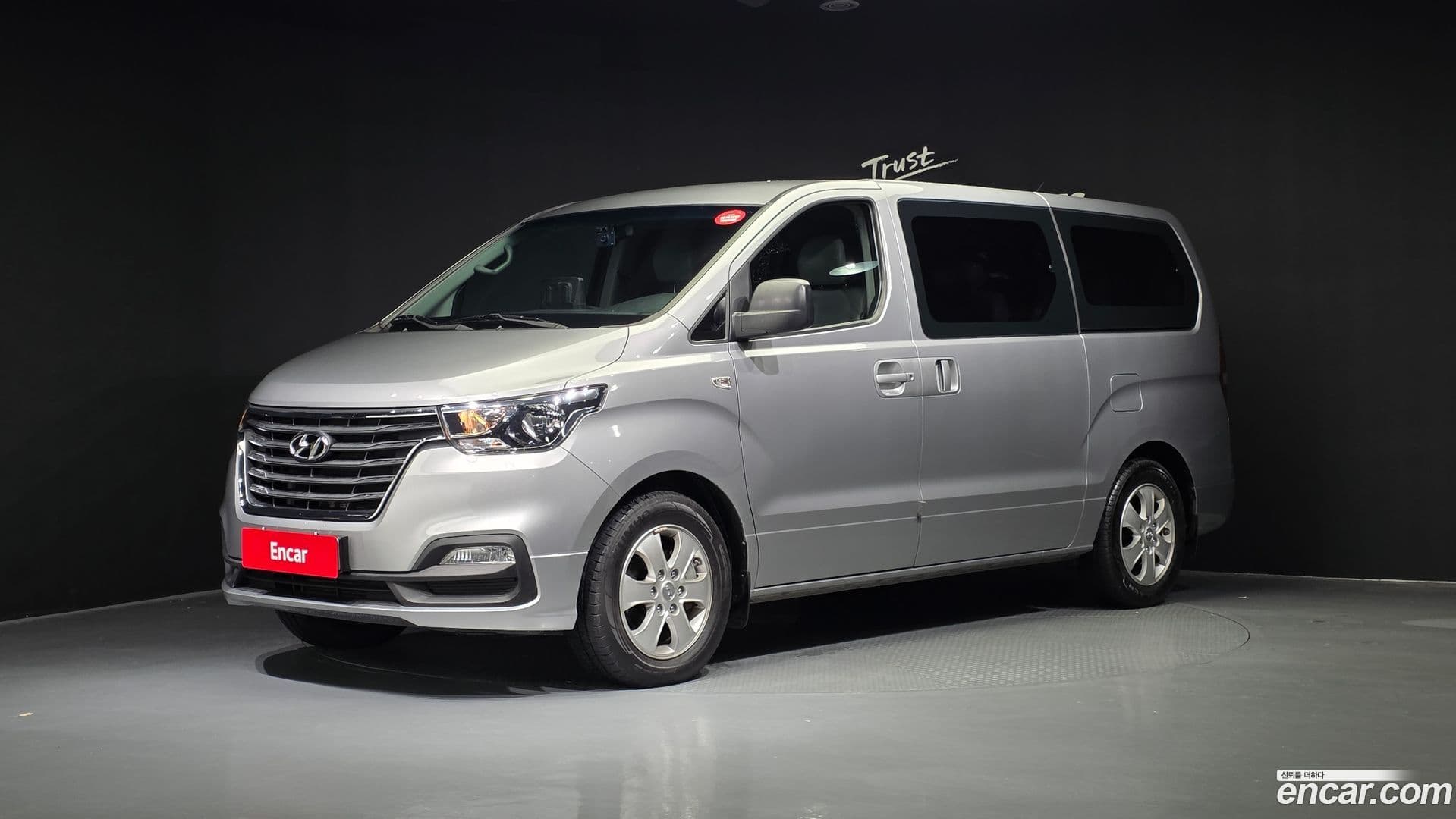 Main__Slider__Photo:Starex Hyundai 2020.10-0