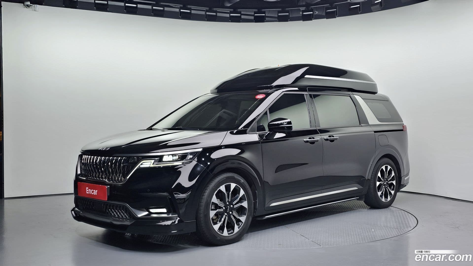 Main__Slider__Photo:Canival Kia 2022.2-0
