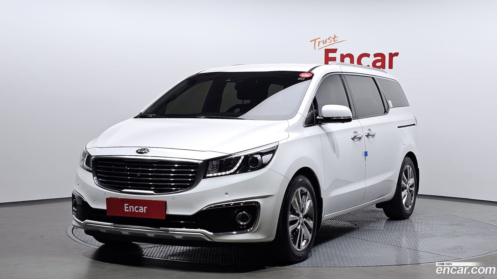 Main__Slider__Photo:Canival Kia 2015.4-0