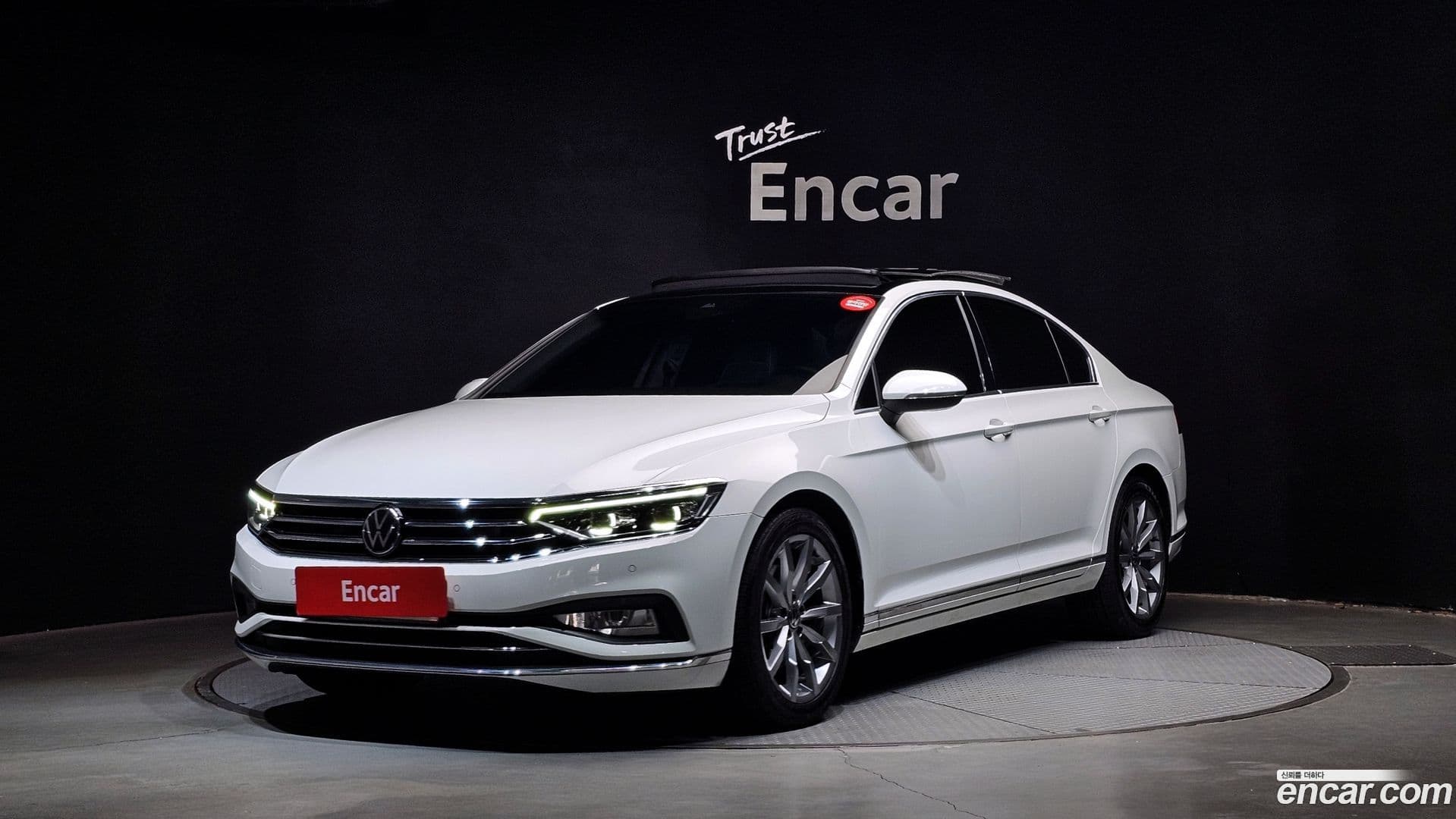 Main__Slider__Photo:Passat Volkswagen 2021.0-0