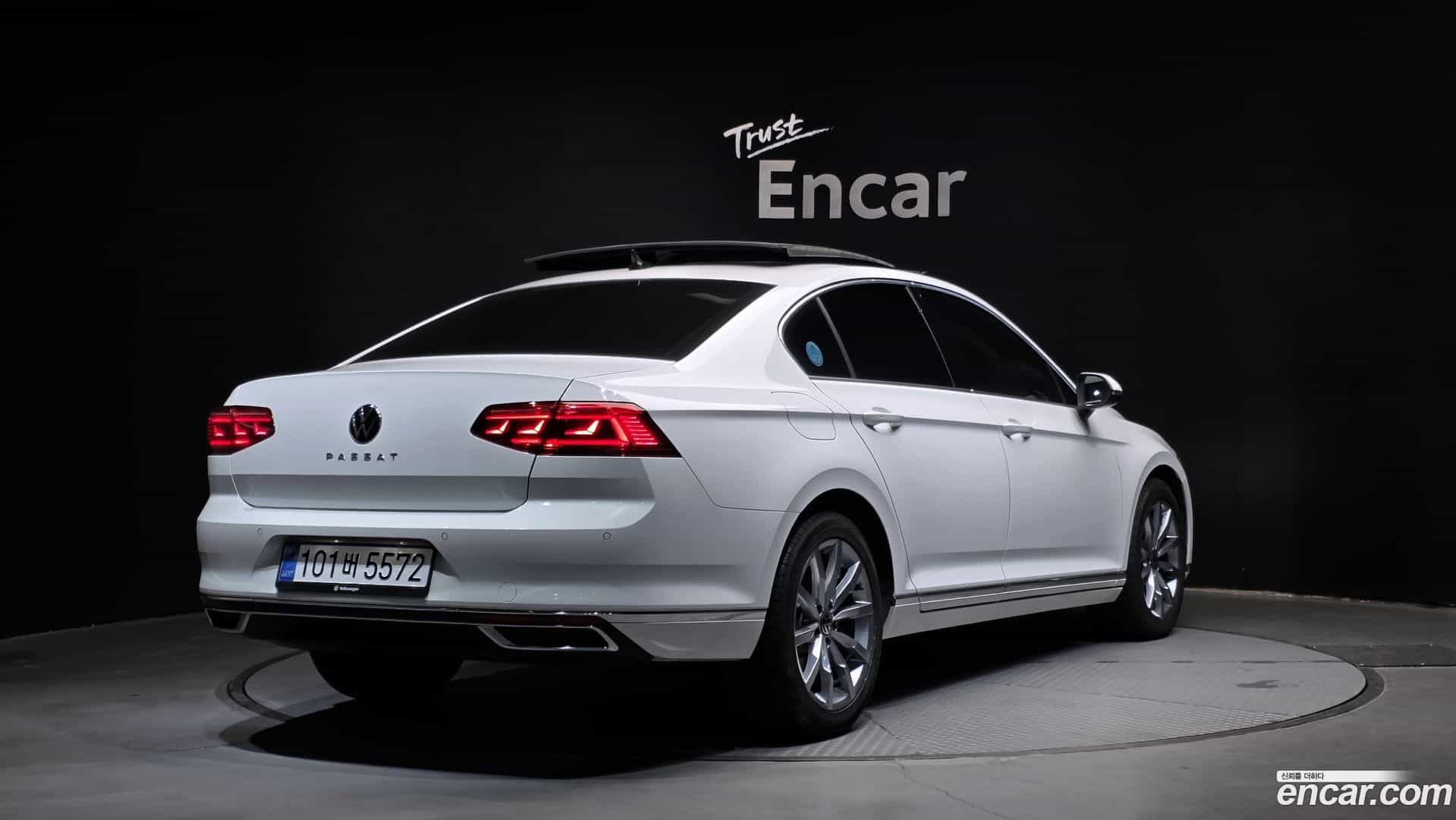 Passat Volkswagen 2021.0-OUTER-002