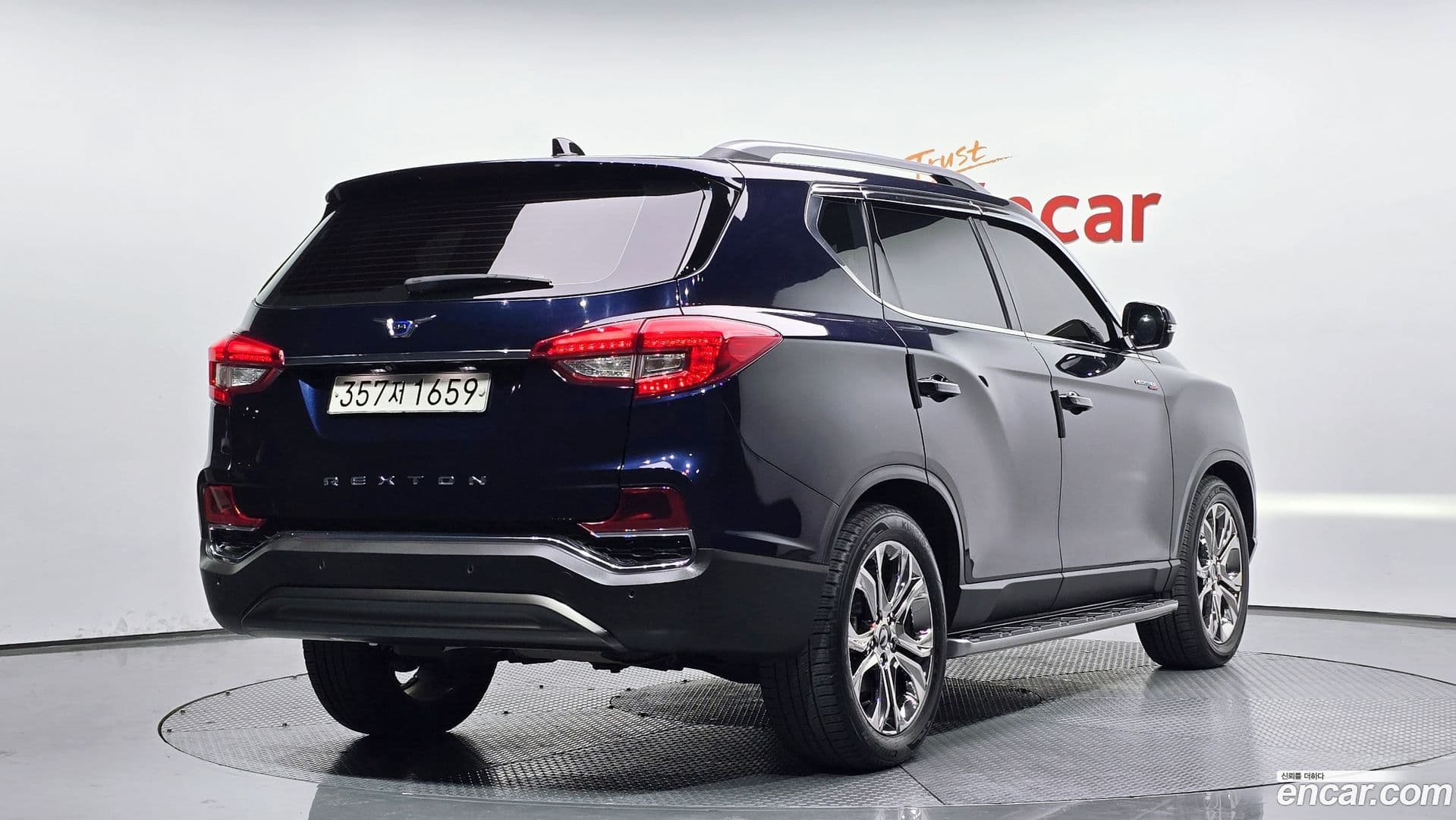 Main__Slider__Photo:Rexton KG Mobility 2020.9-0