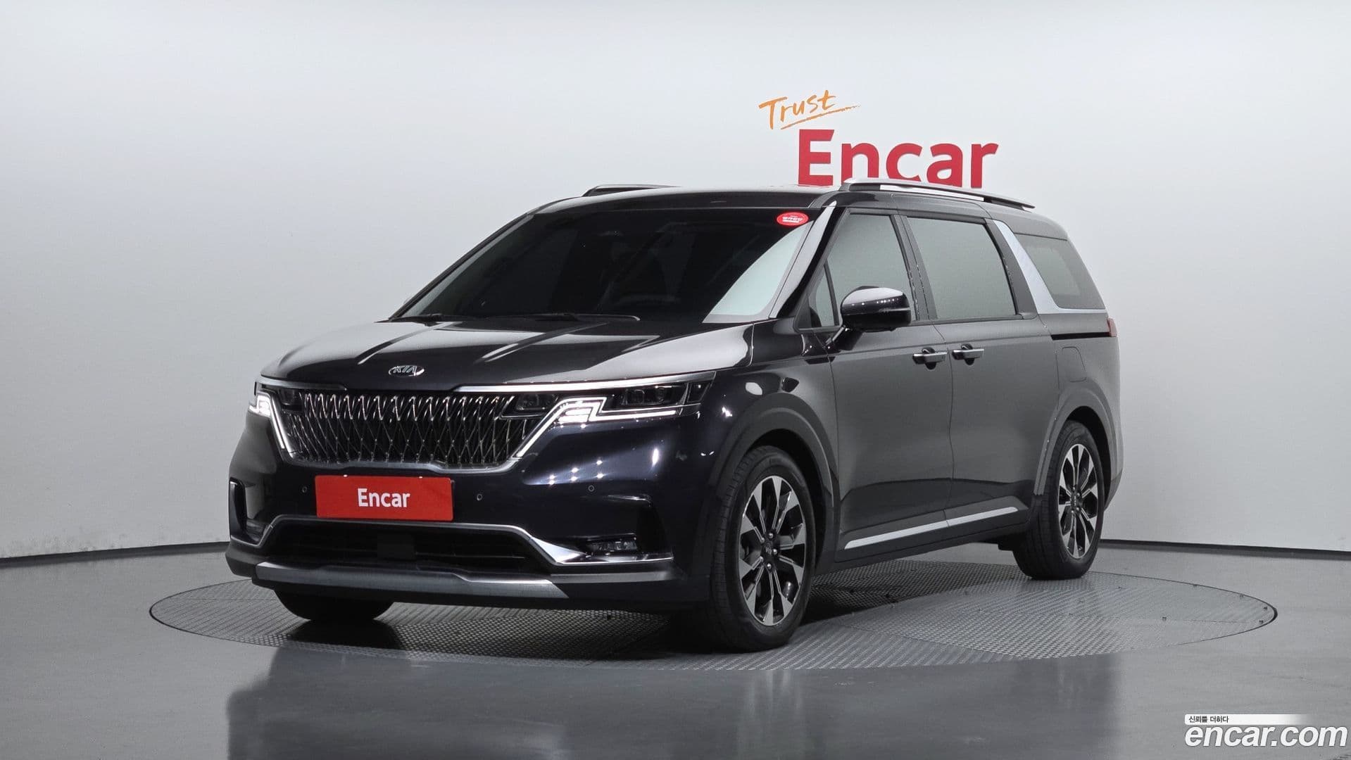 Main__Slider__Photo:Canival Kia 2021.3-0