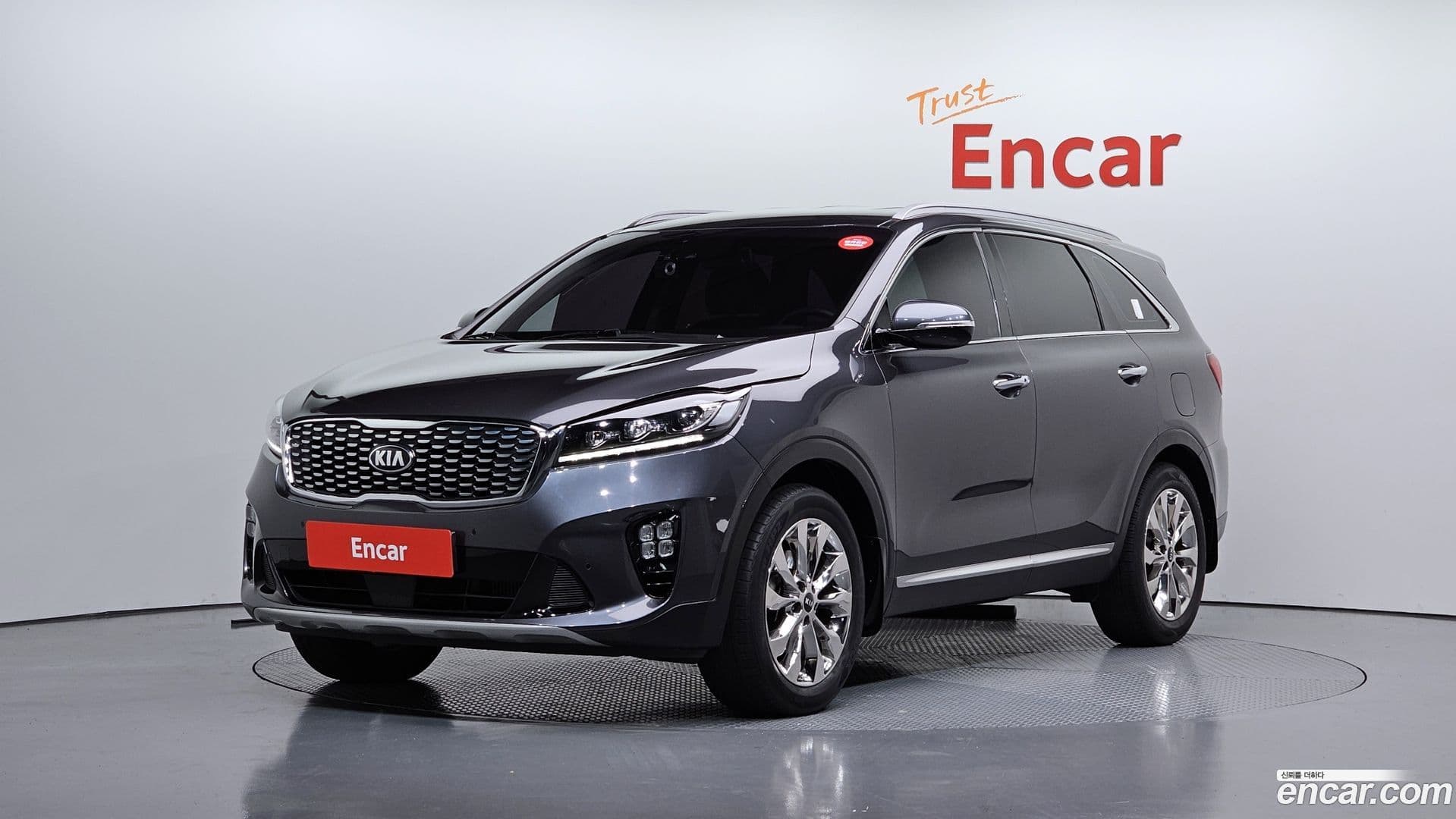 Main__Slider__Photo:Sorento Kia 2019.1-0