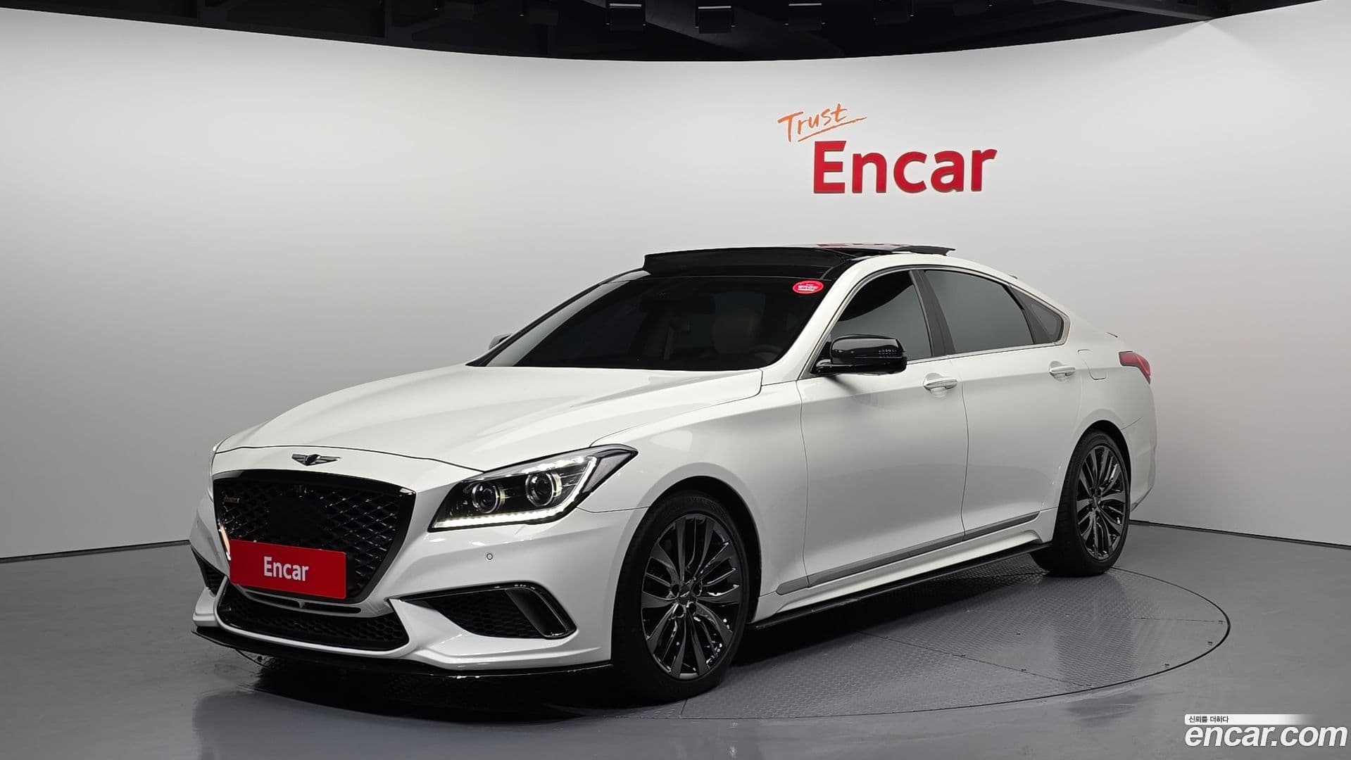 Main__Slider__Photo:Genesis Hyundai 2015.11-0