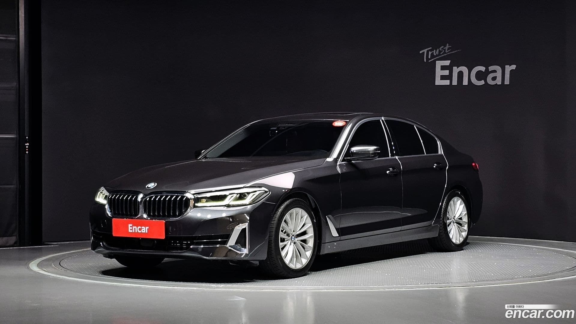 Main__Slider__Photo:5-Series BMW 2020.9-0