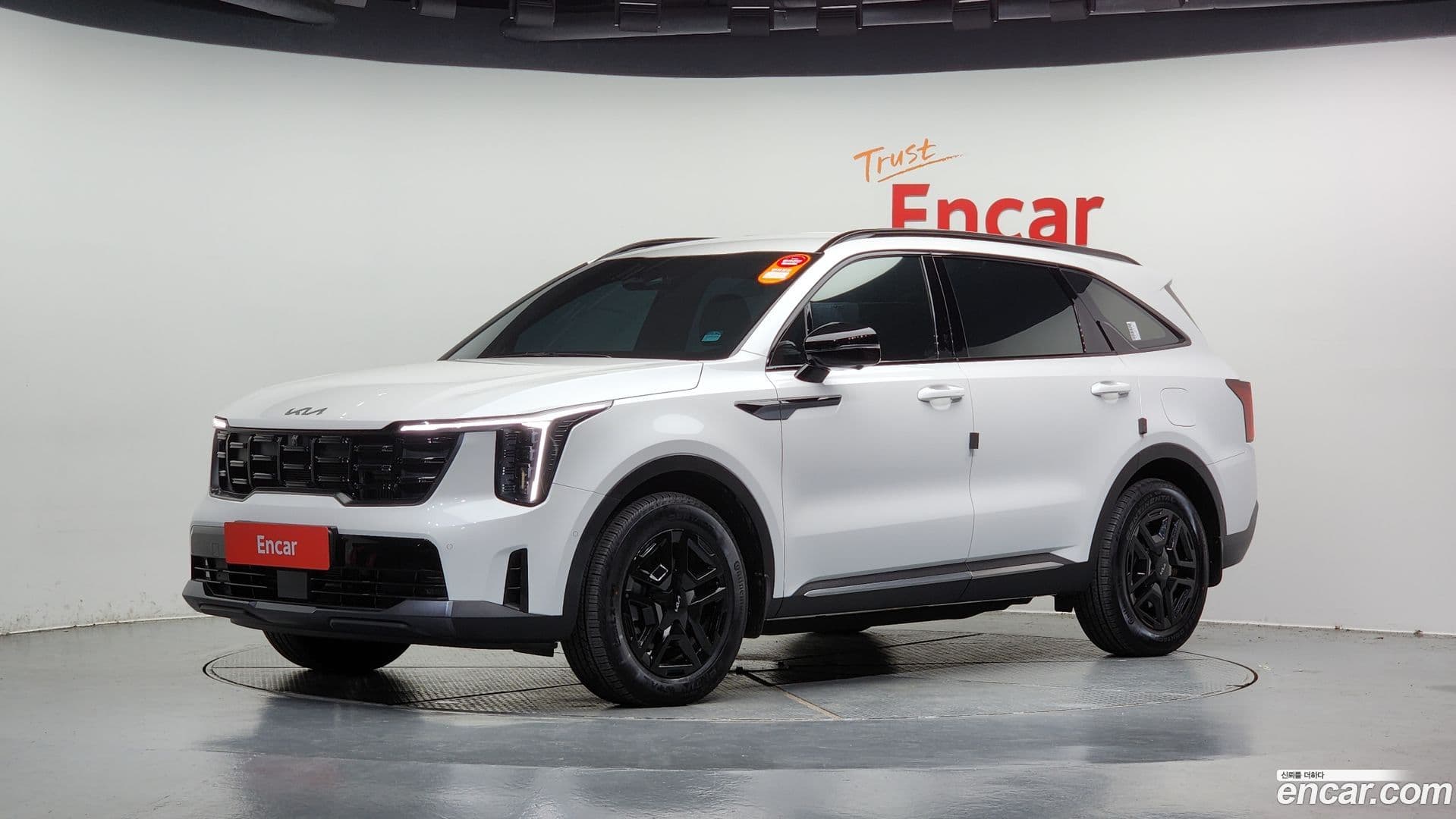 Main__Slider__Photo:Sorento Kia 2023.9-0