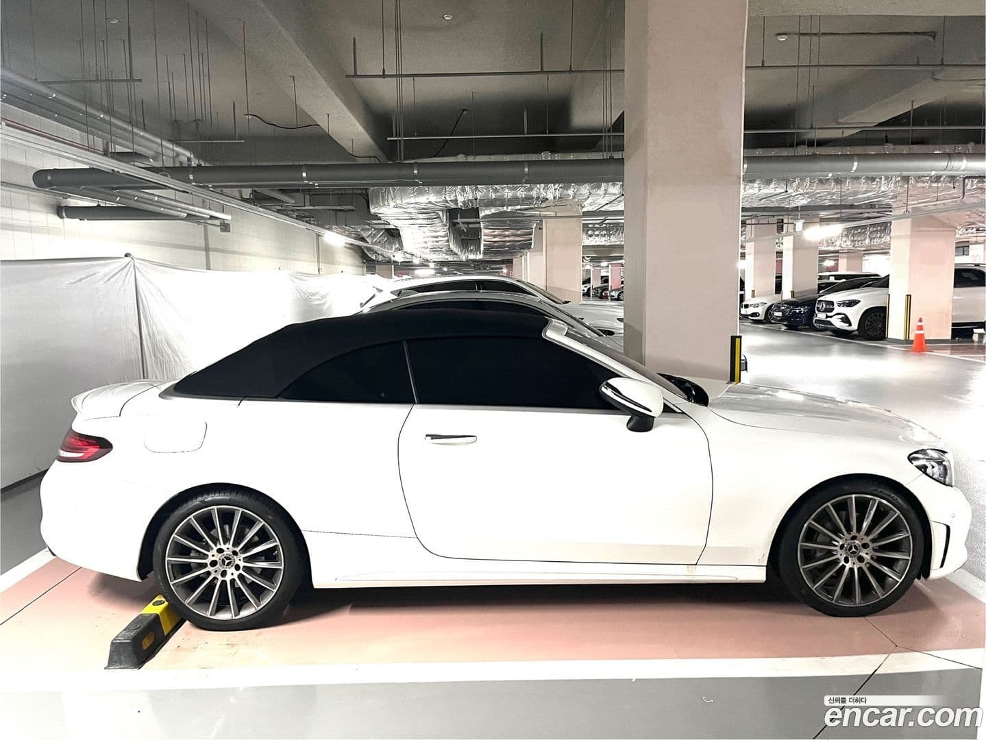 Main__Slider__Photo:C-Class Mercedes-Benz 2022.8-0