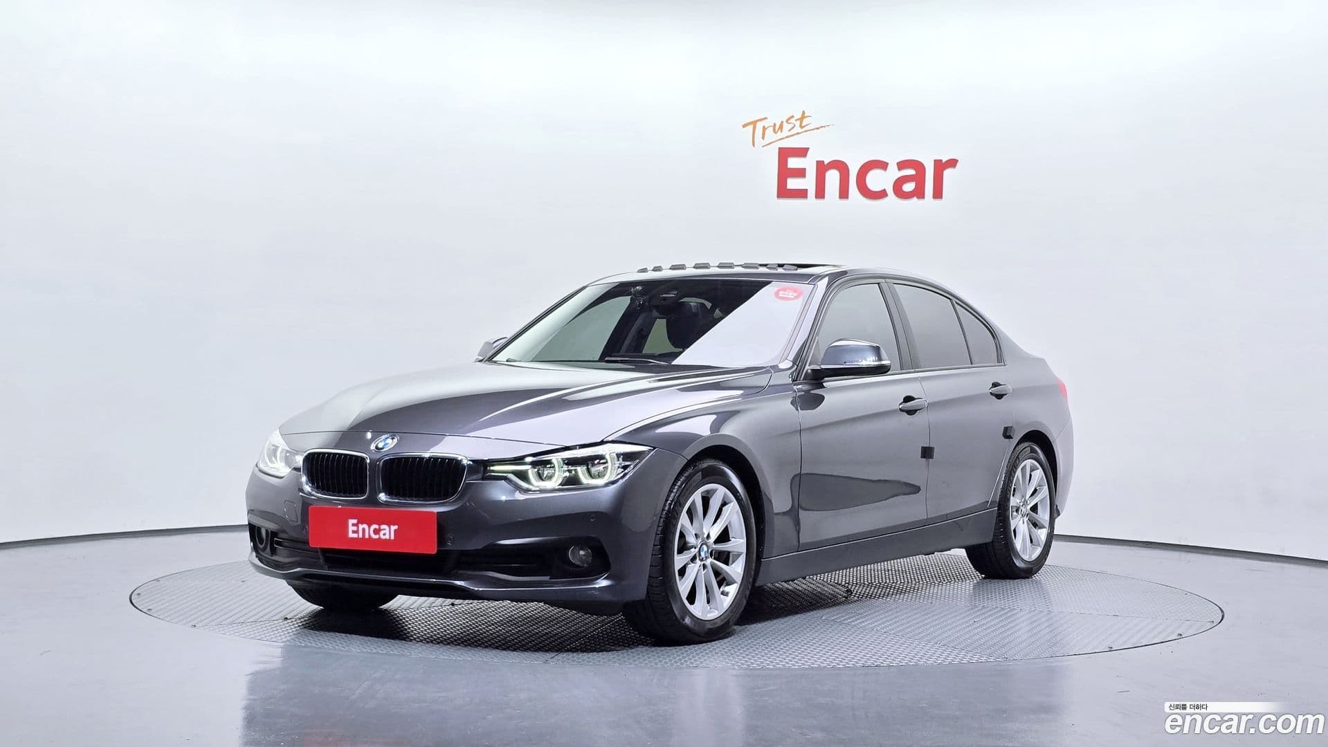 Main__Slider__Photo:3-Series BMW 2015.11-0