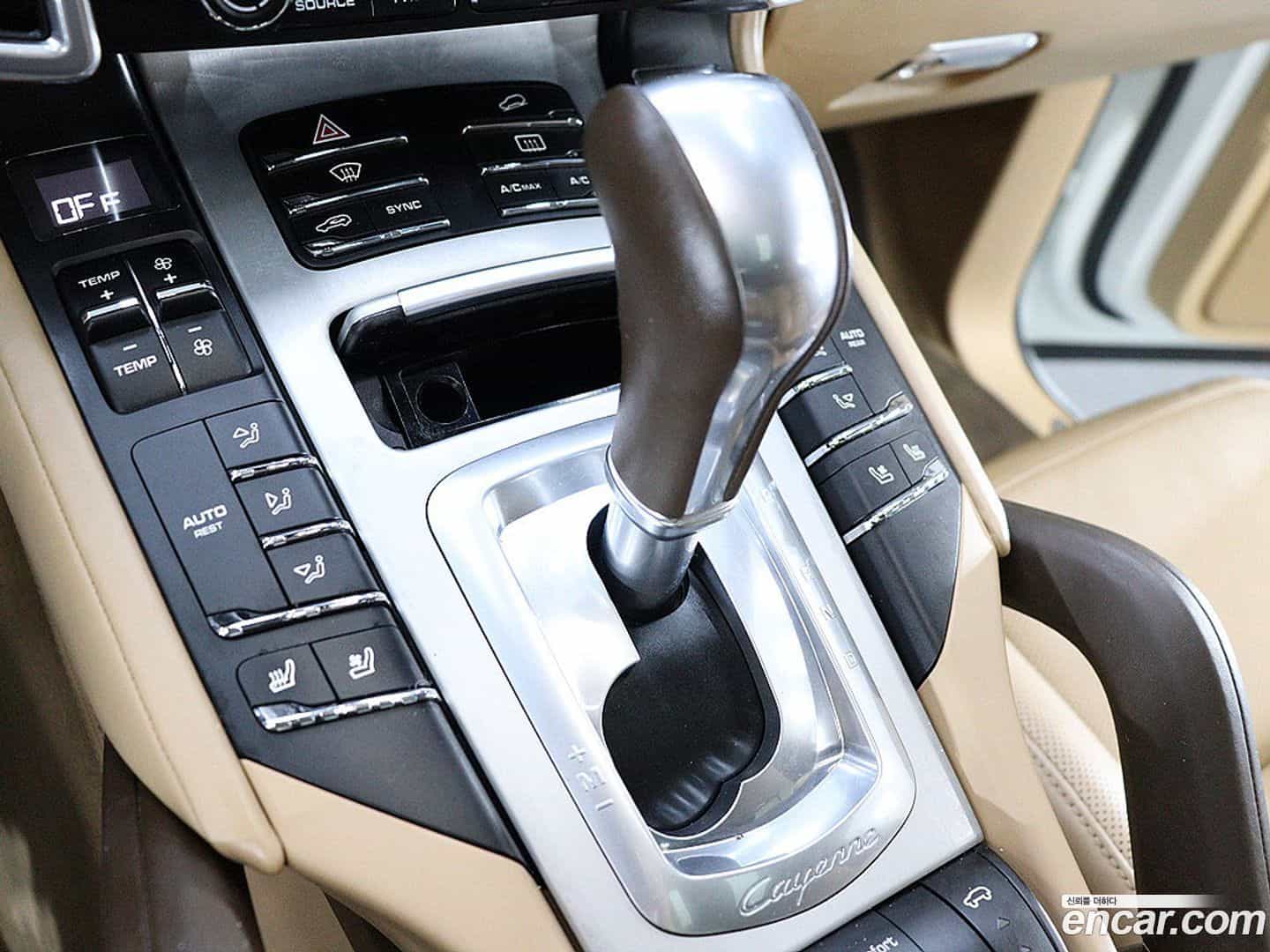 Cayenne Porsche 2018.3-INNER-008