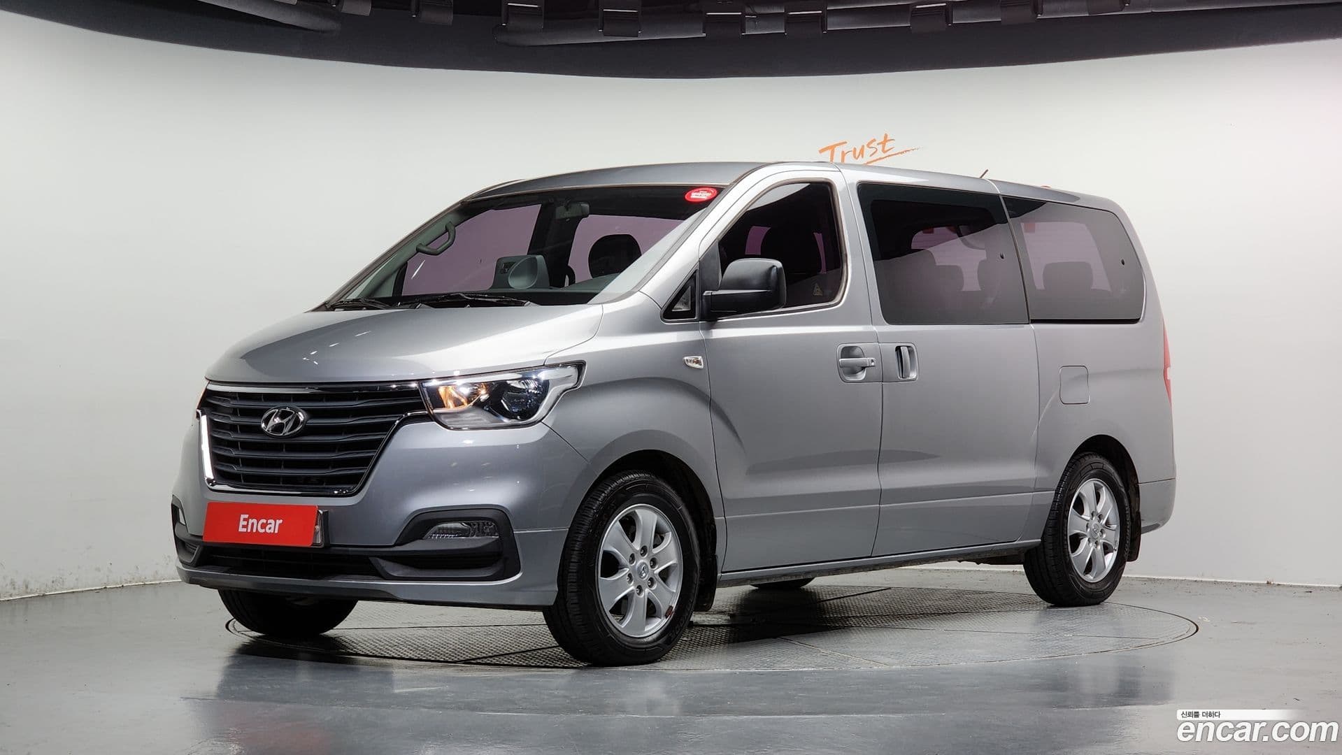 Main__Slider__Photo:Starex Hyundai 2018.5-0