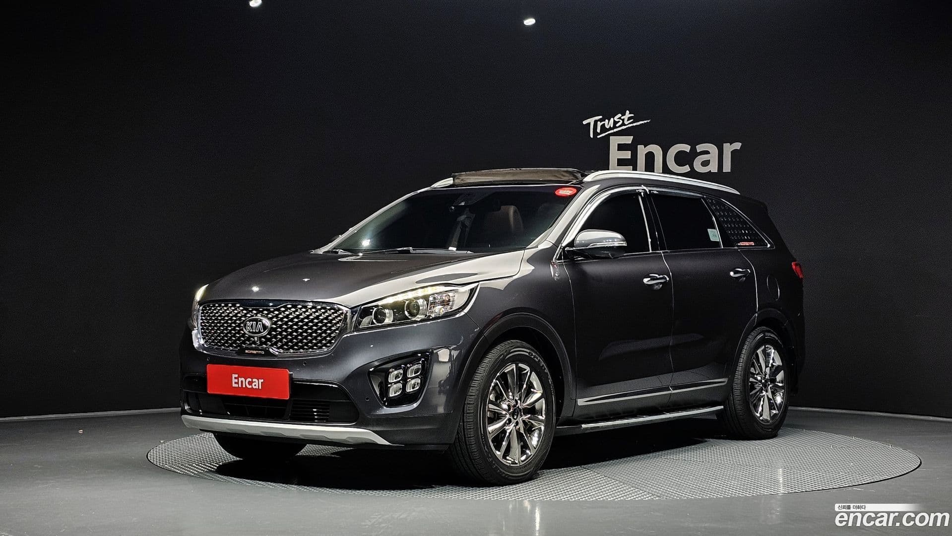 Main__Slider__Photo:Sorento Kia 2017.8-0