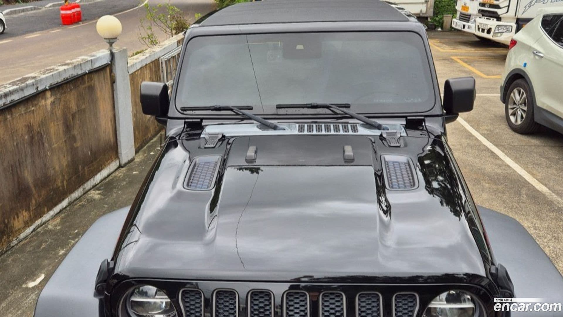 Main__Slider__Photo:Wrangler Jeep 2020.6-0
