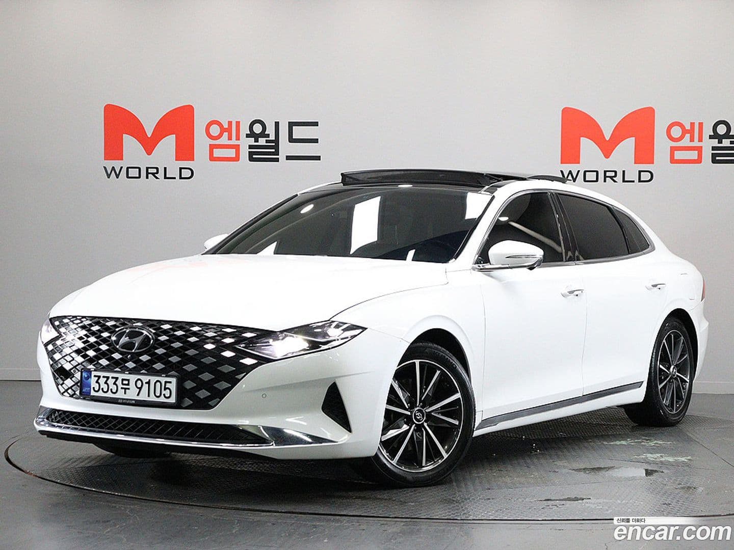 Main__Slider__Photo:Grandeur Hyundai 2020.9-0