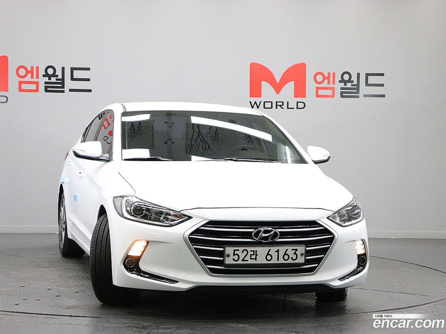 Main__Slider__Photo:AVANTE Hyundai 2017.8-0