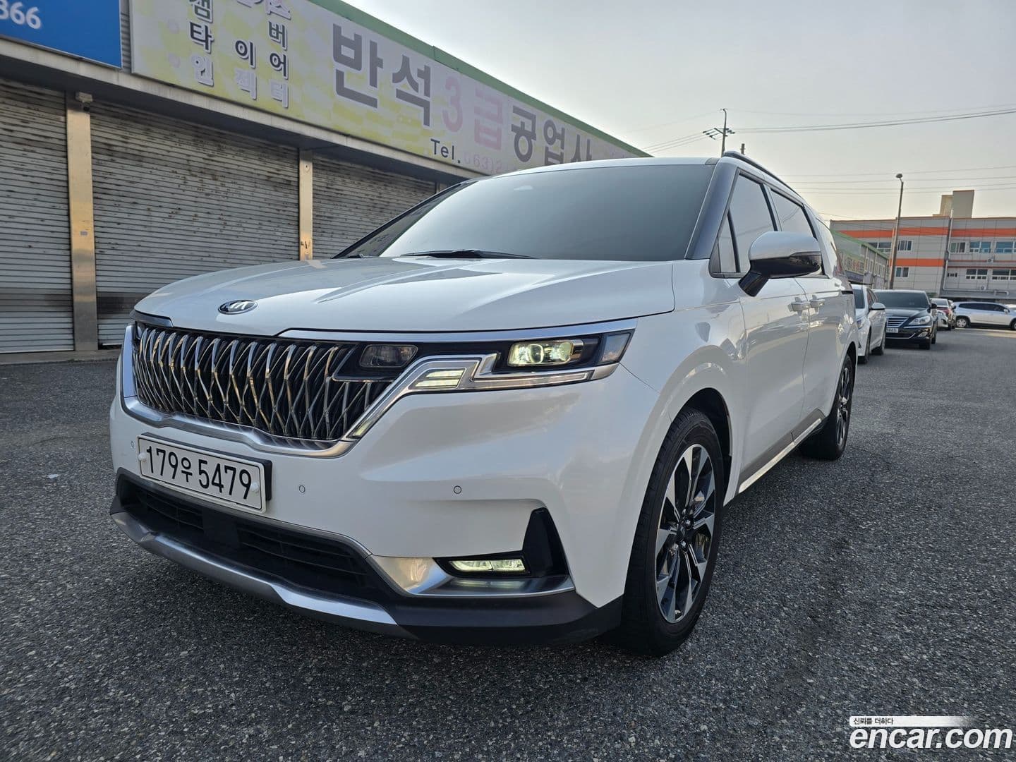Main__Slider__Photo:Canival Kia 2021.6-0