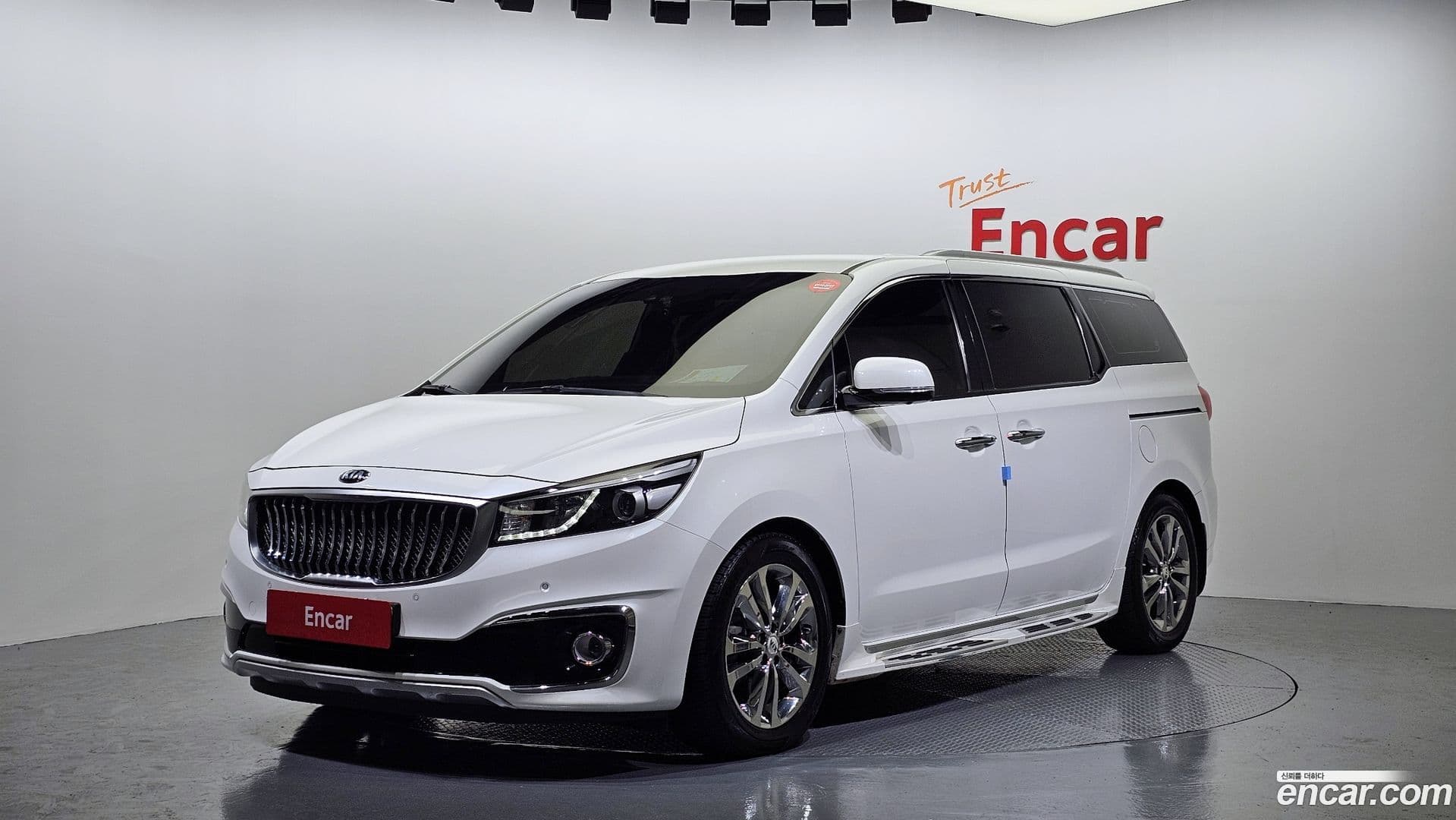 Main__Slider__Photo:Canival Kia 2017.7-0