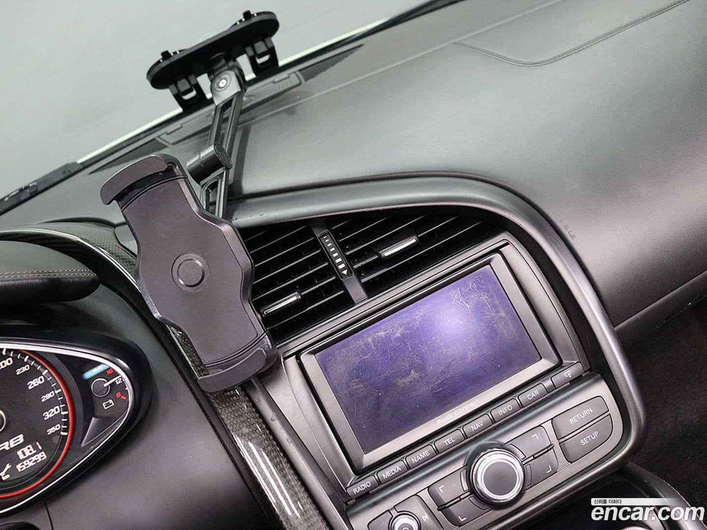 R8 Audi 2012.8-INNER-007