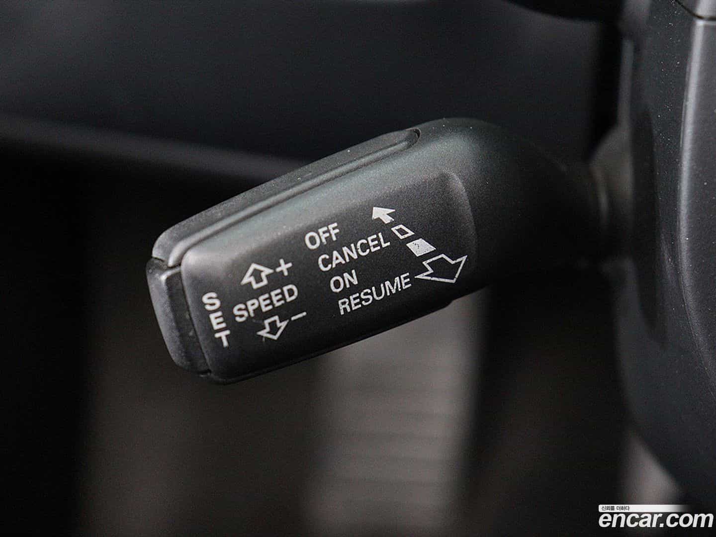 R8 Audi 2012.8-INNER-010