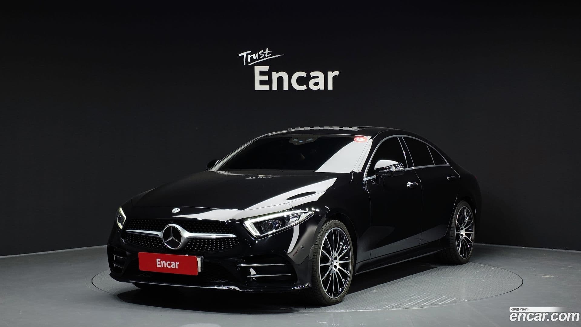 Main__Slider__Photo:CLS-Class Mercedes-Benz 2018.10-0