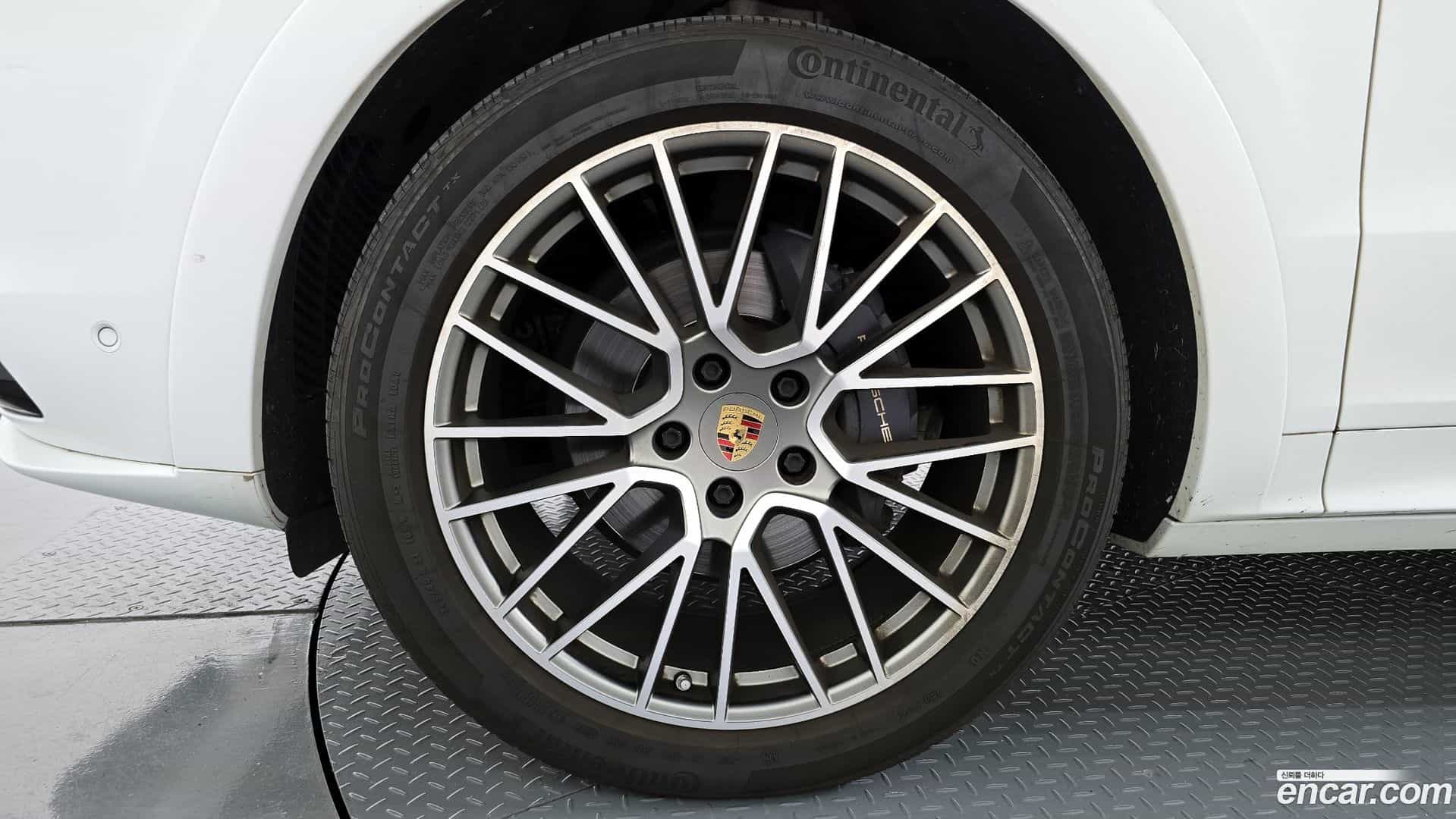 Cayenne Porsche 2023.0-OUTER-005