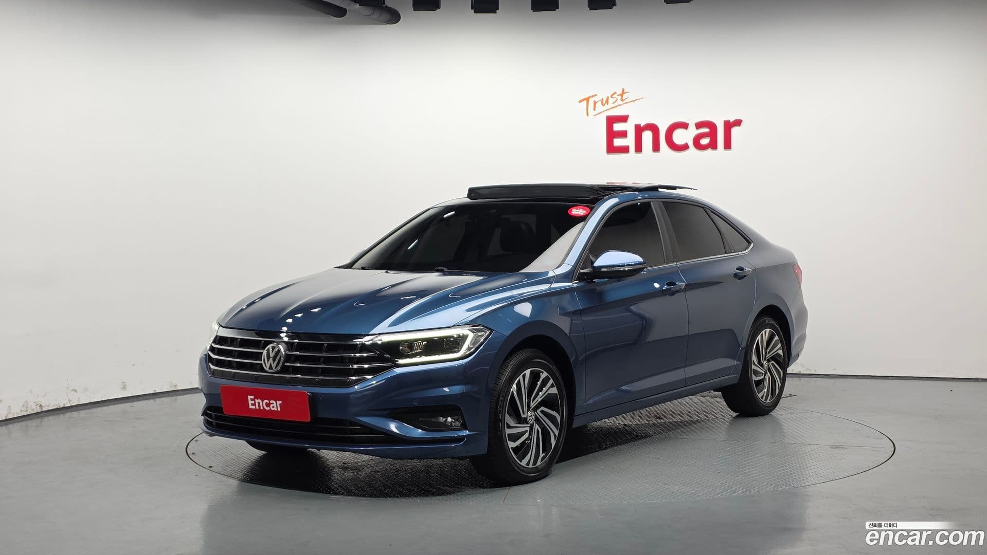 Main__Slider__Photo:Jetta Volkswagen 2021.1-0
