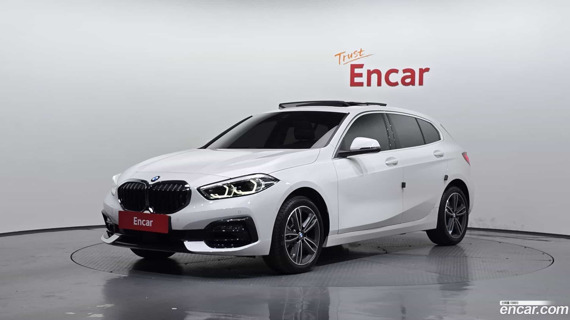 1-Series BMW 2024.5-OUTER-001