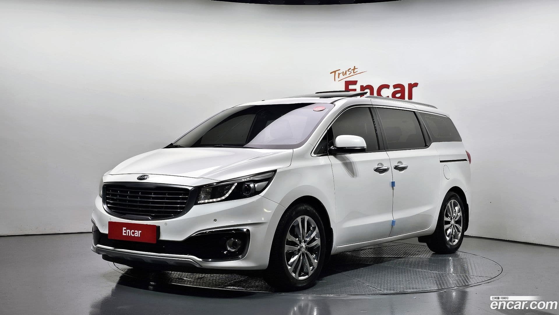 Main__Slider__Photo:Canival Kia 2016.0-0