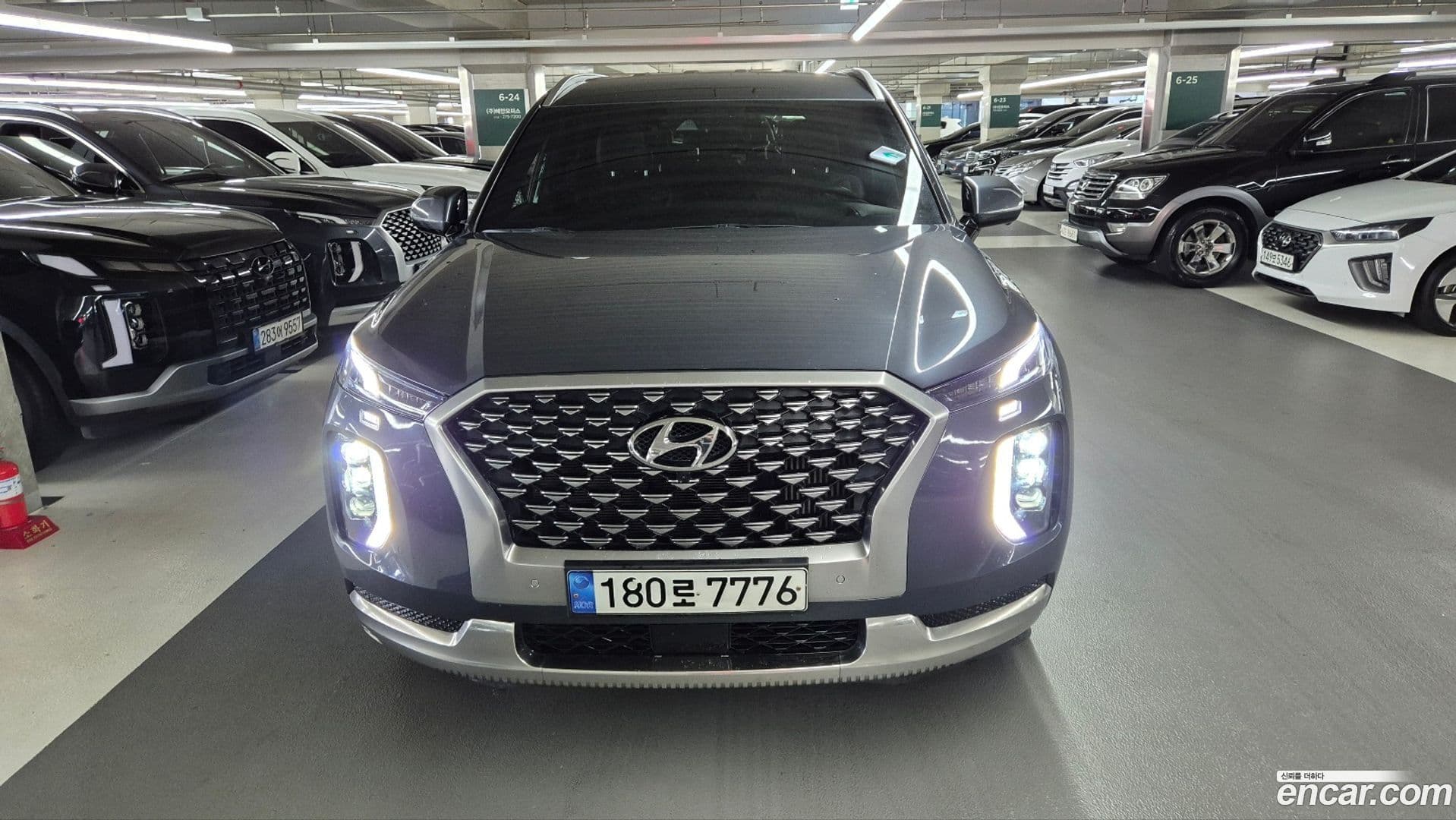 Main__Slider__Photo:Palisade Hyundai 2021.10-0