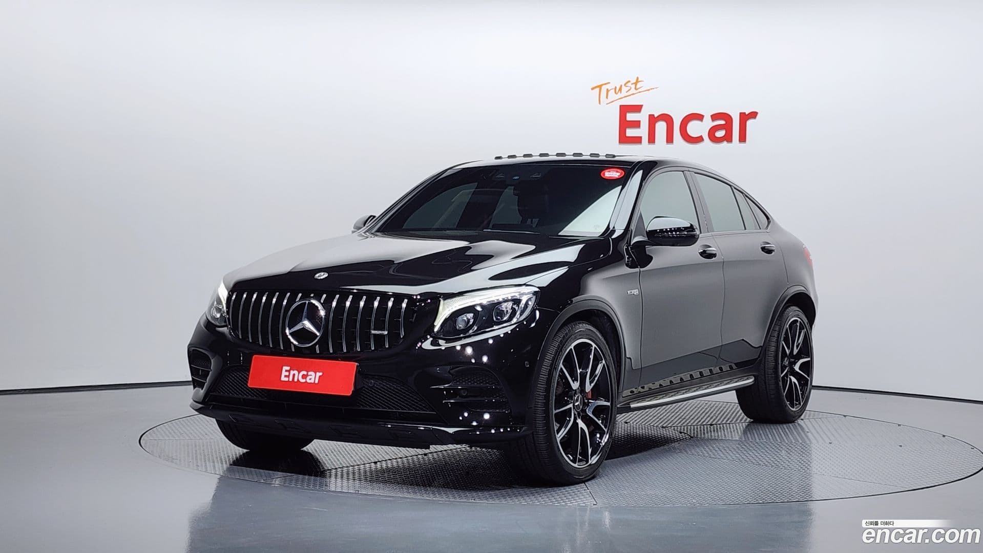 Main__Slider__Photo:GLC-Class Mercedes-Benz 2019.11-0