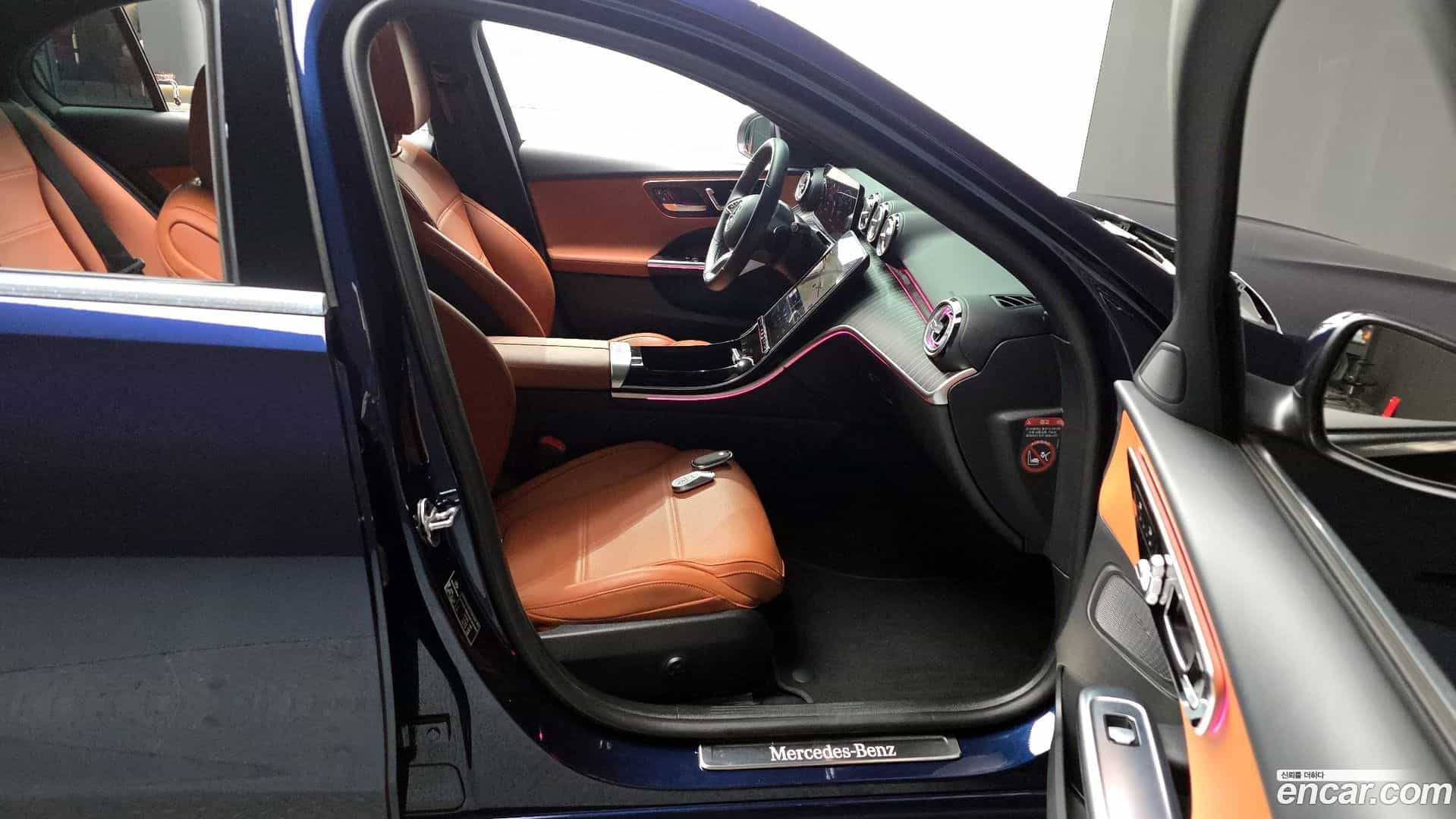 C-Class Mercedes-Benz 2022.3-OPTION-015