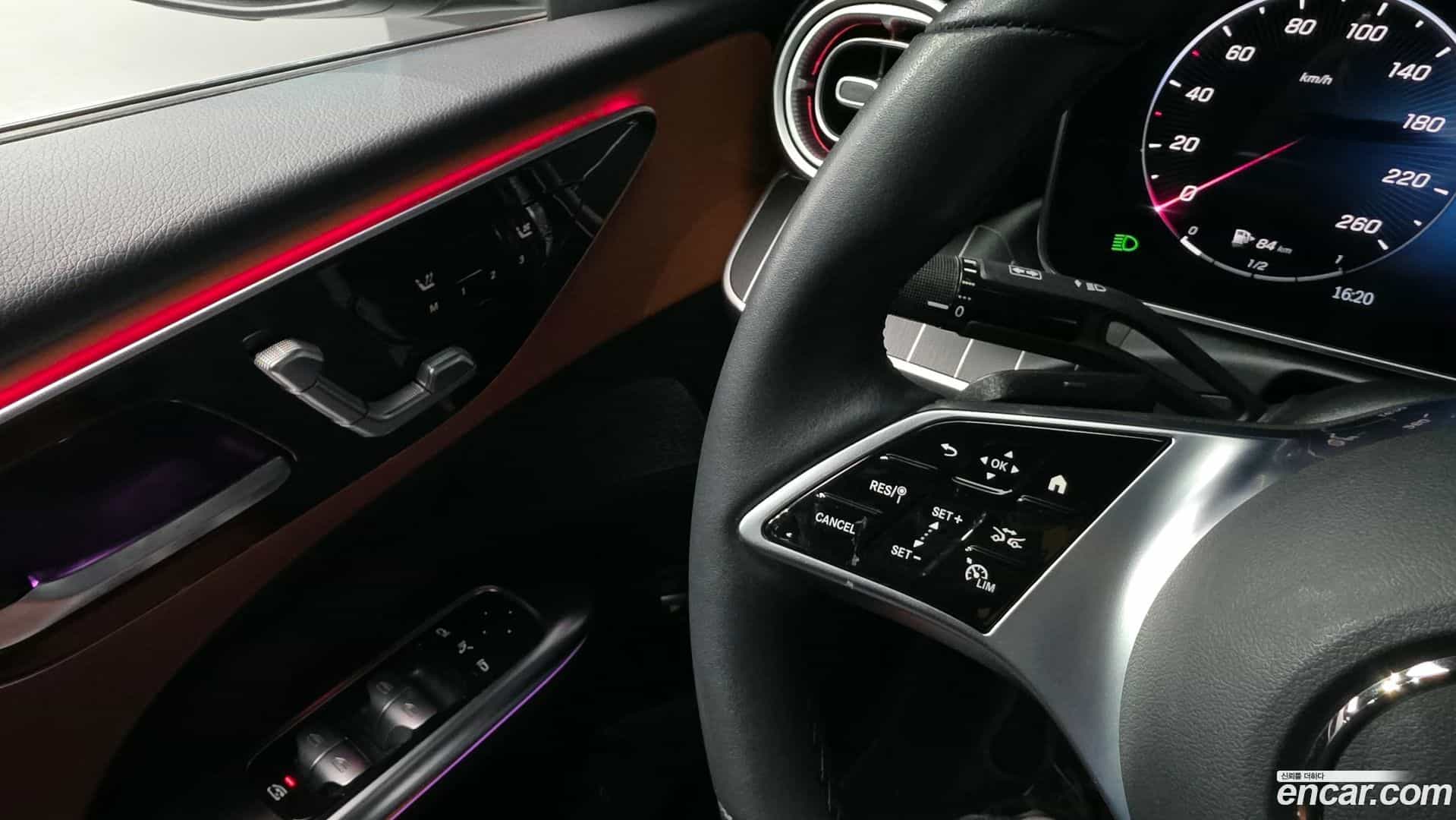 C-Class Mercedes-Benz 2022.3-OPTION-021