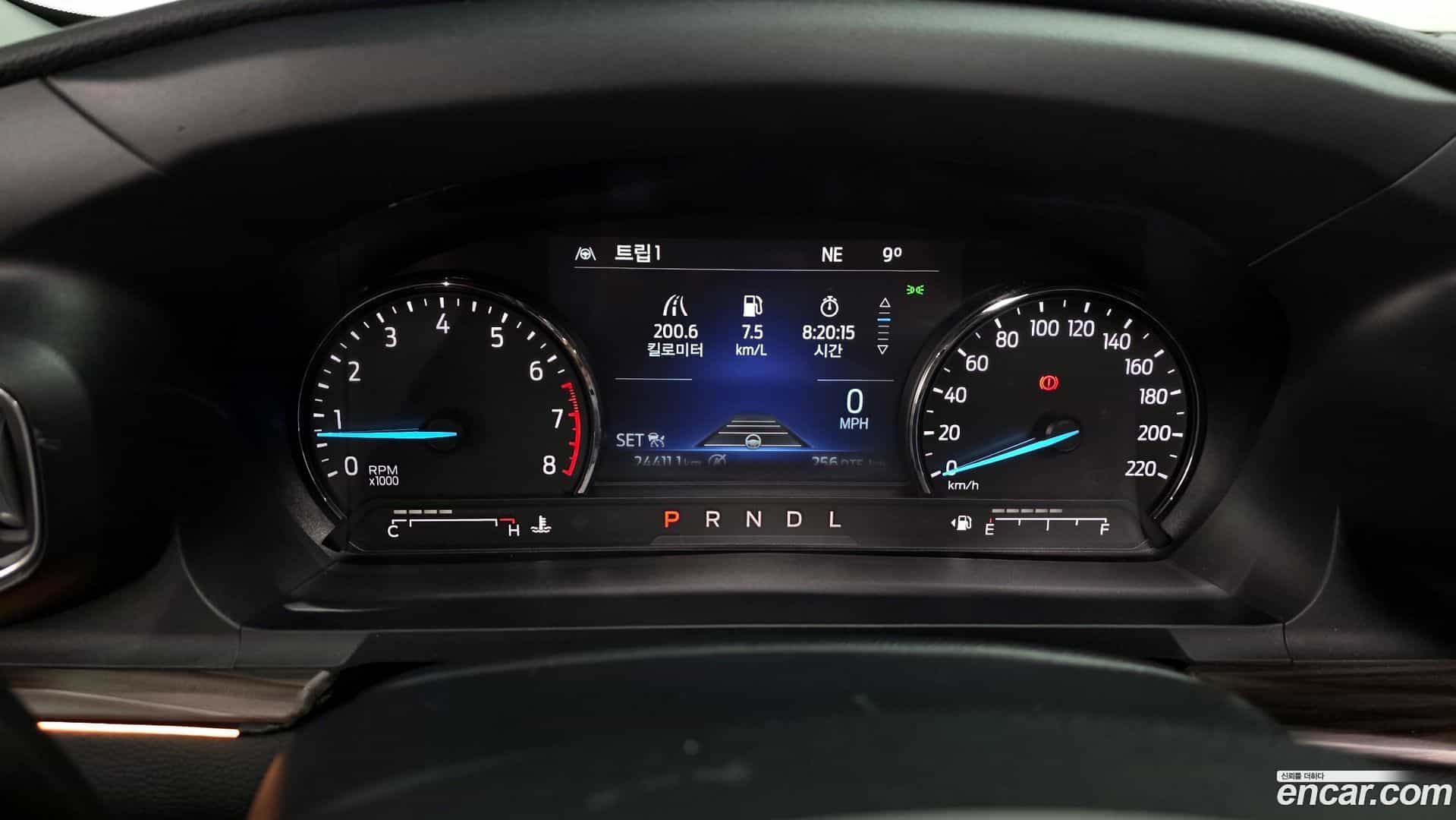 Explorer Ford 2022.7-INNER-008
