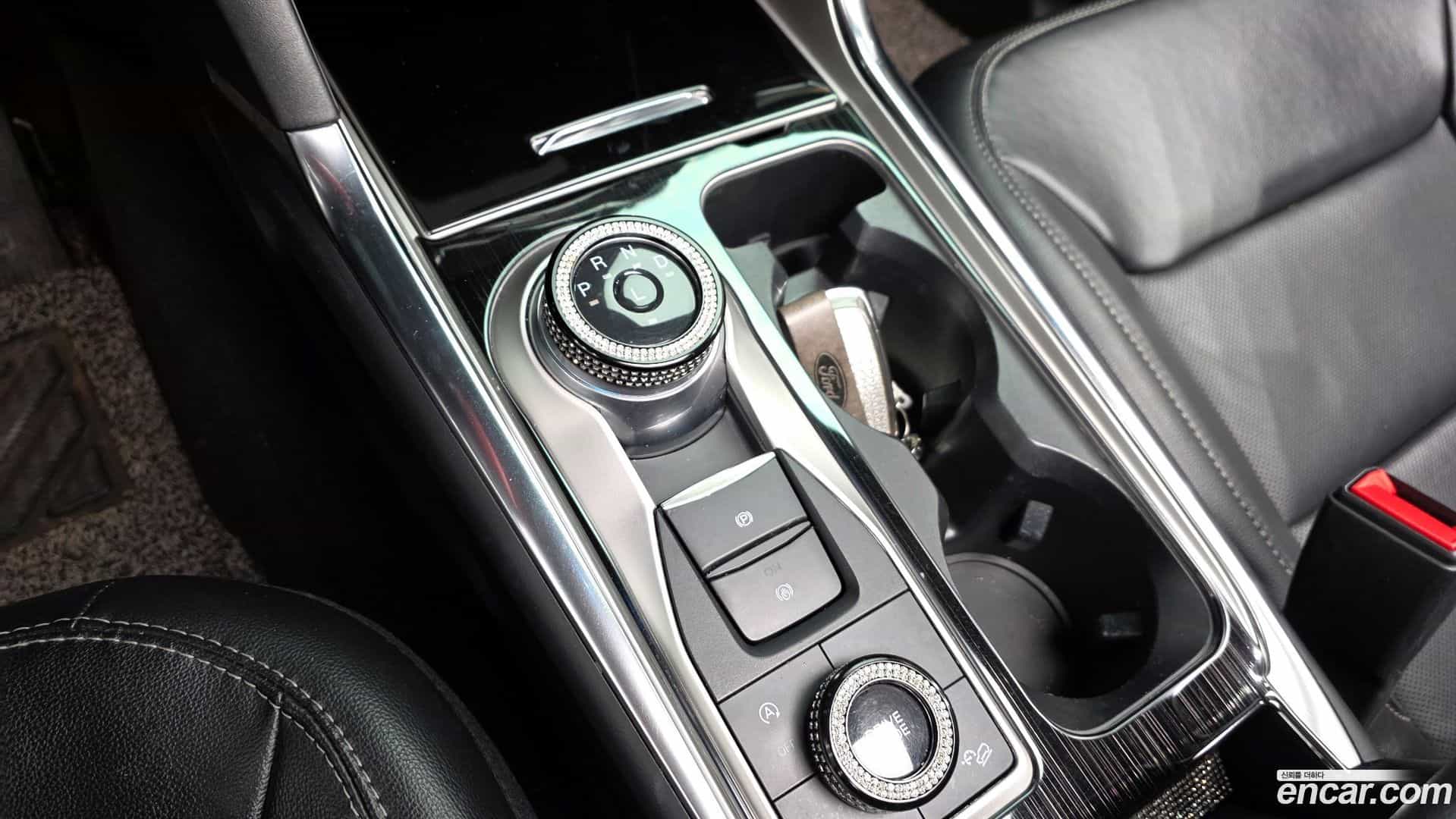 Explorer Ford 2022.7-INNER-009