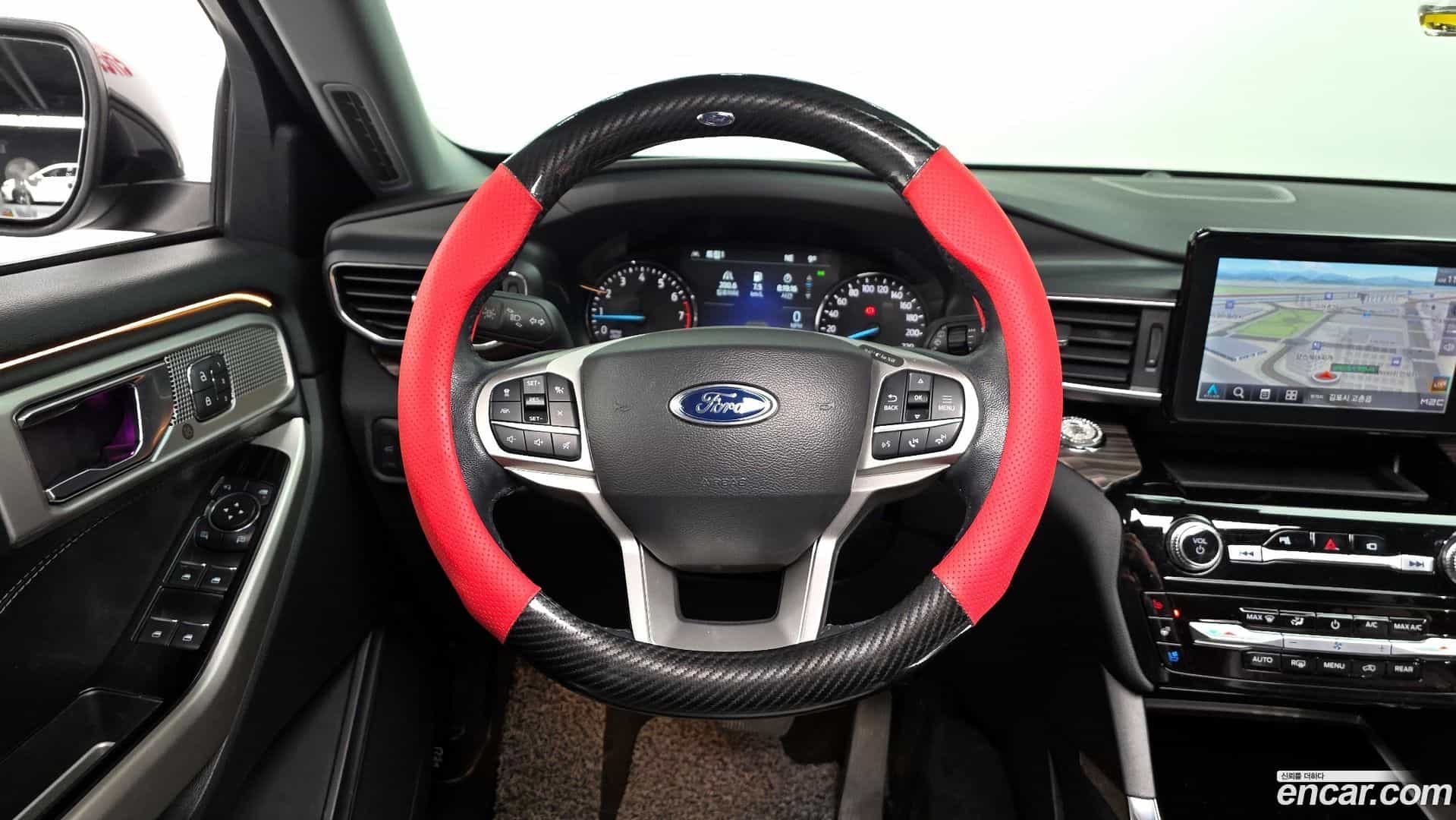 Explorer Ford 2022.7-OPTION-017