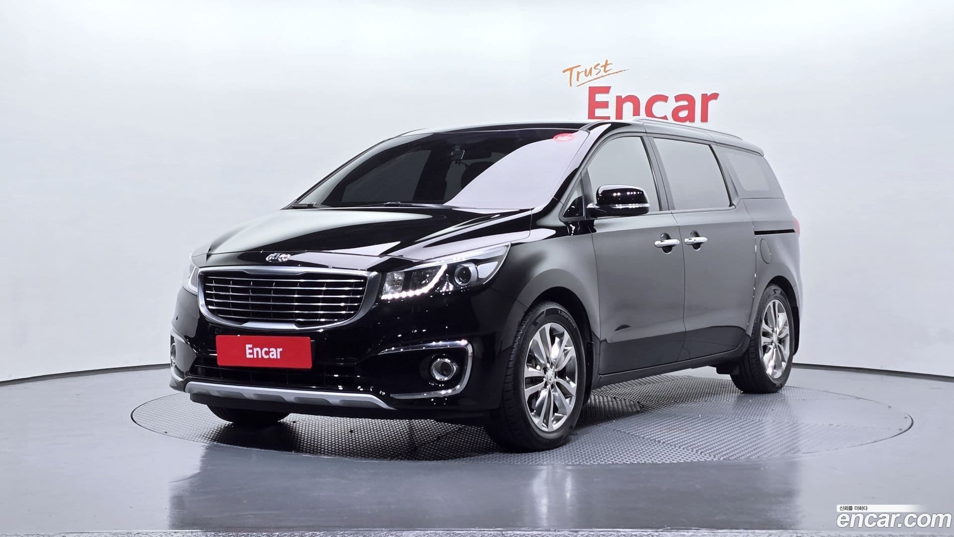 Main__Slider__Photo:Canival Kia 2015.9-0