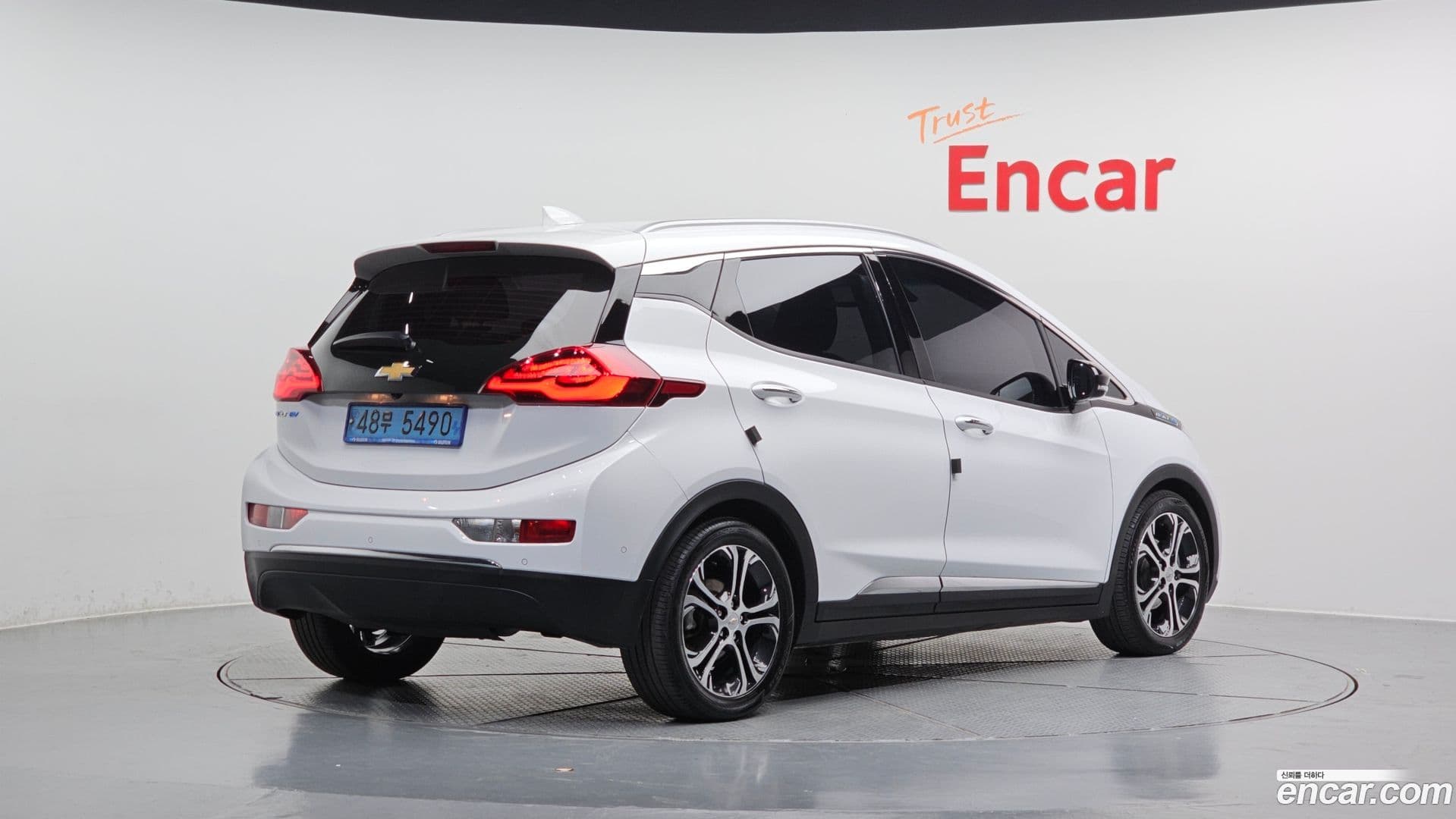 Main__Slider__Photo:Bolt EV Chevrolet 2018.6-0
