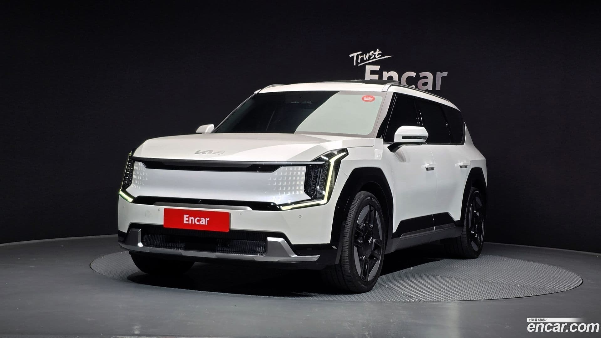 Main__Slider__Photo:EV9 Kia 2023.8-0